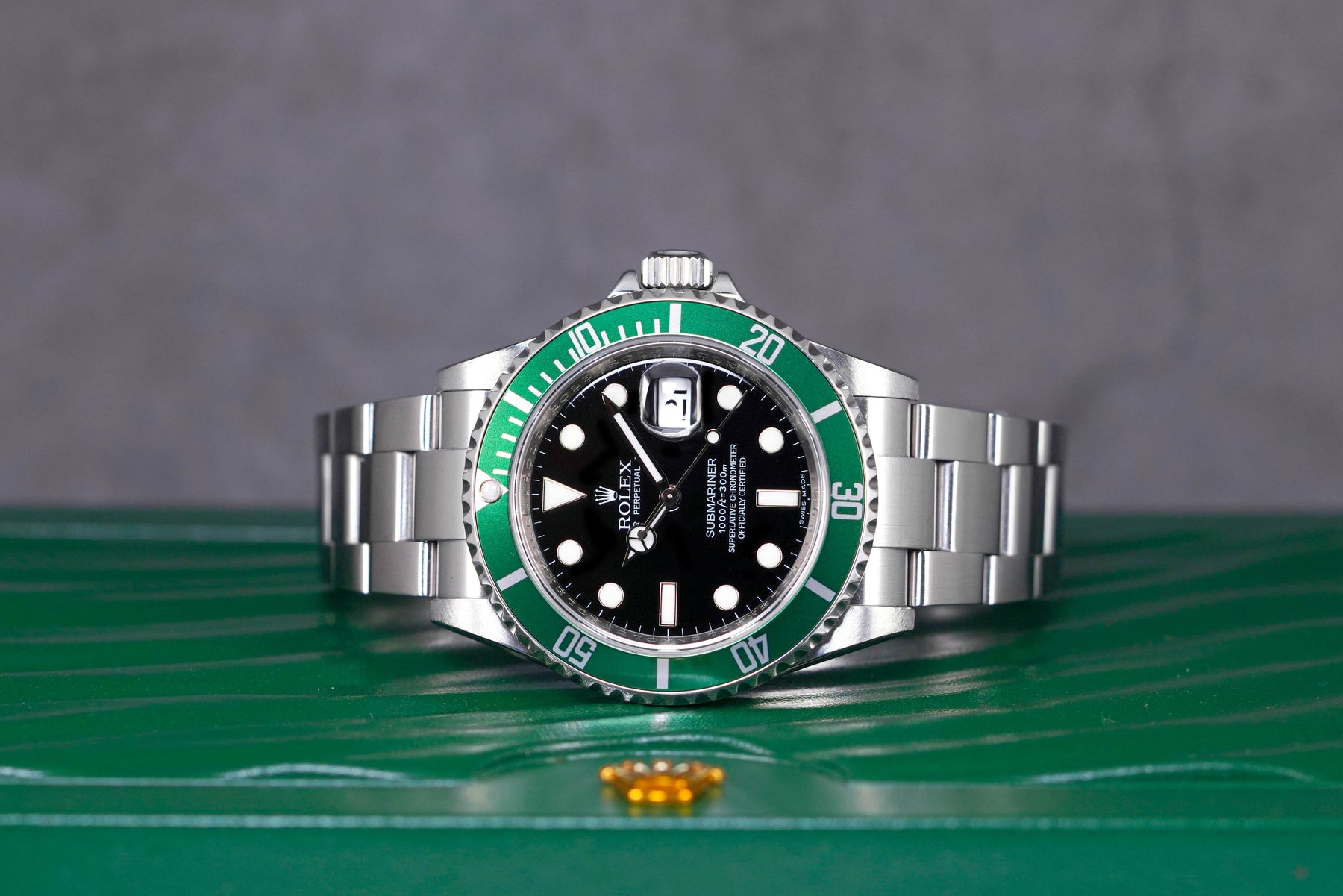 Rolex Submariner Date Kermit M Series - Rehaut 2009