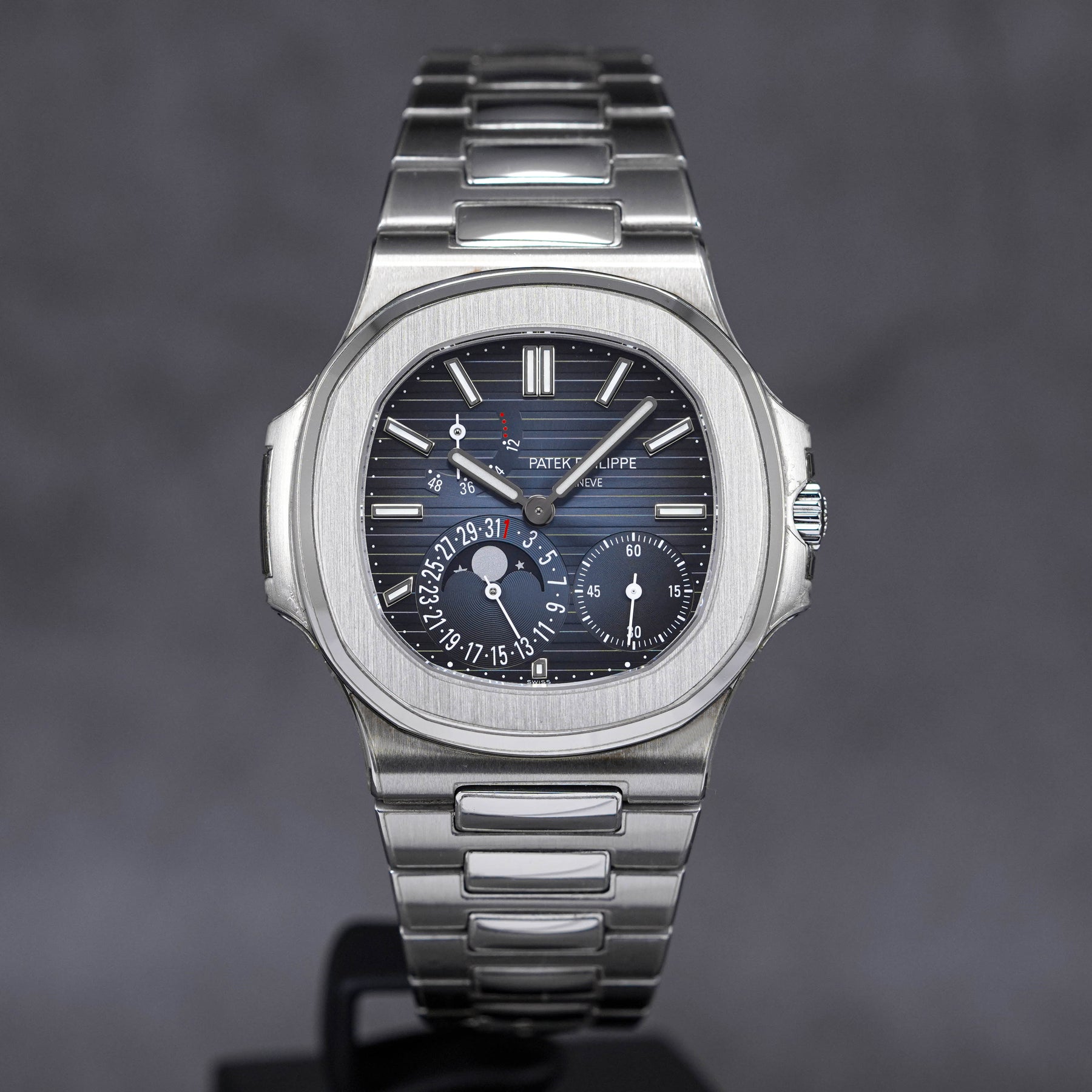 Patek Philippe Nautilus 5712/1A
