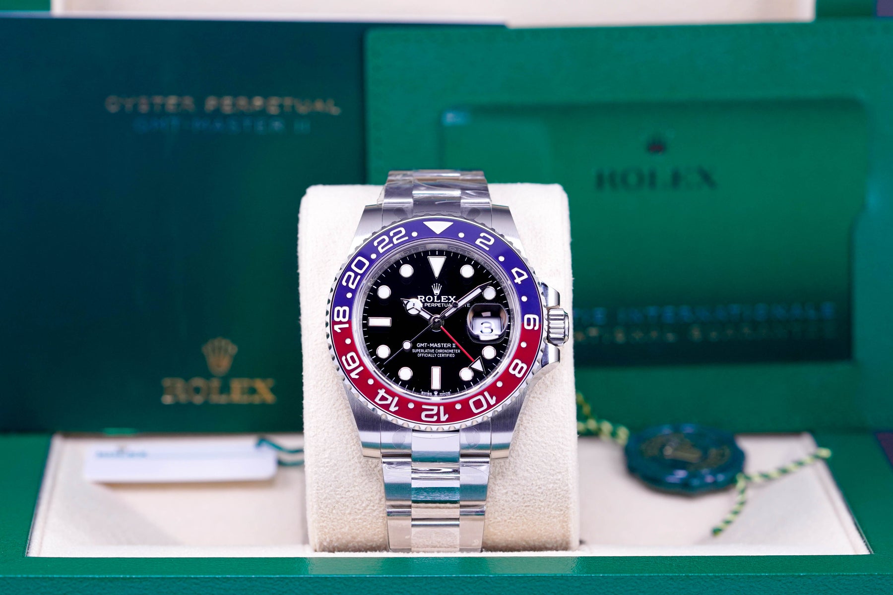 ROLEX GMT MASTER-II PEPSI OYSTER