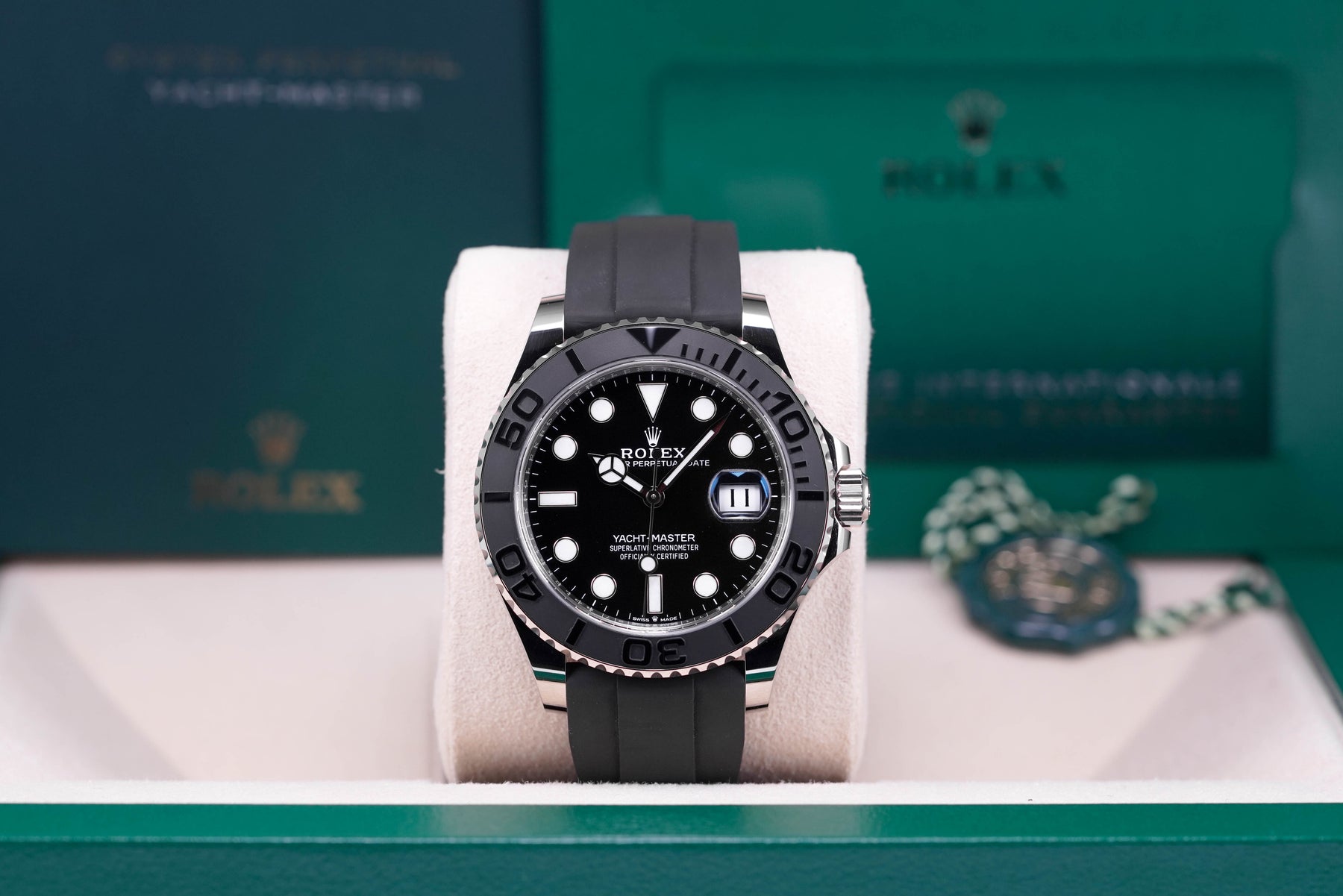 ROLEX YACHT-MASTER OYSTERFLEX WHITEGOLD BLACK