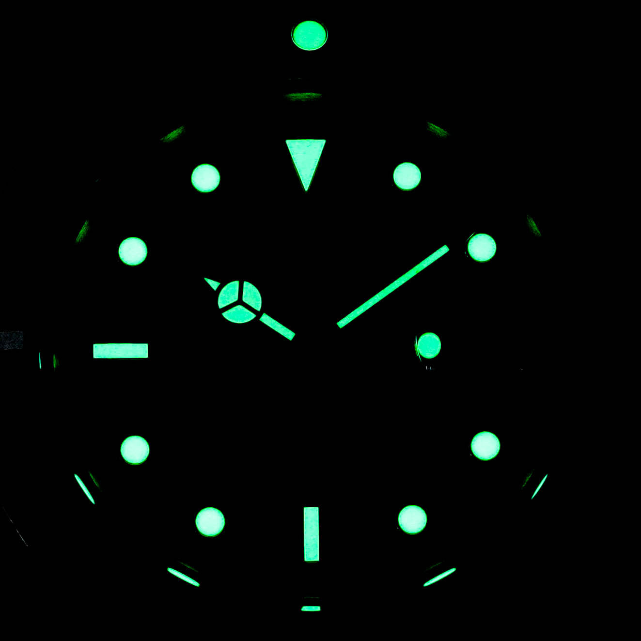 SUBMARINER DATE 40MM '16800'