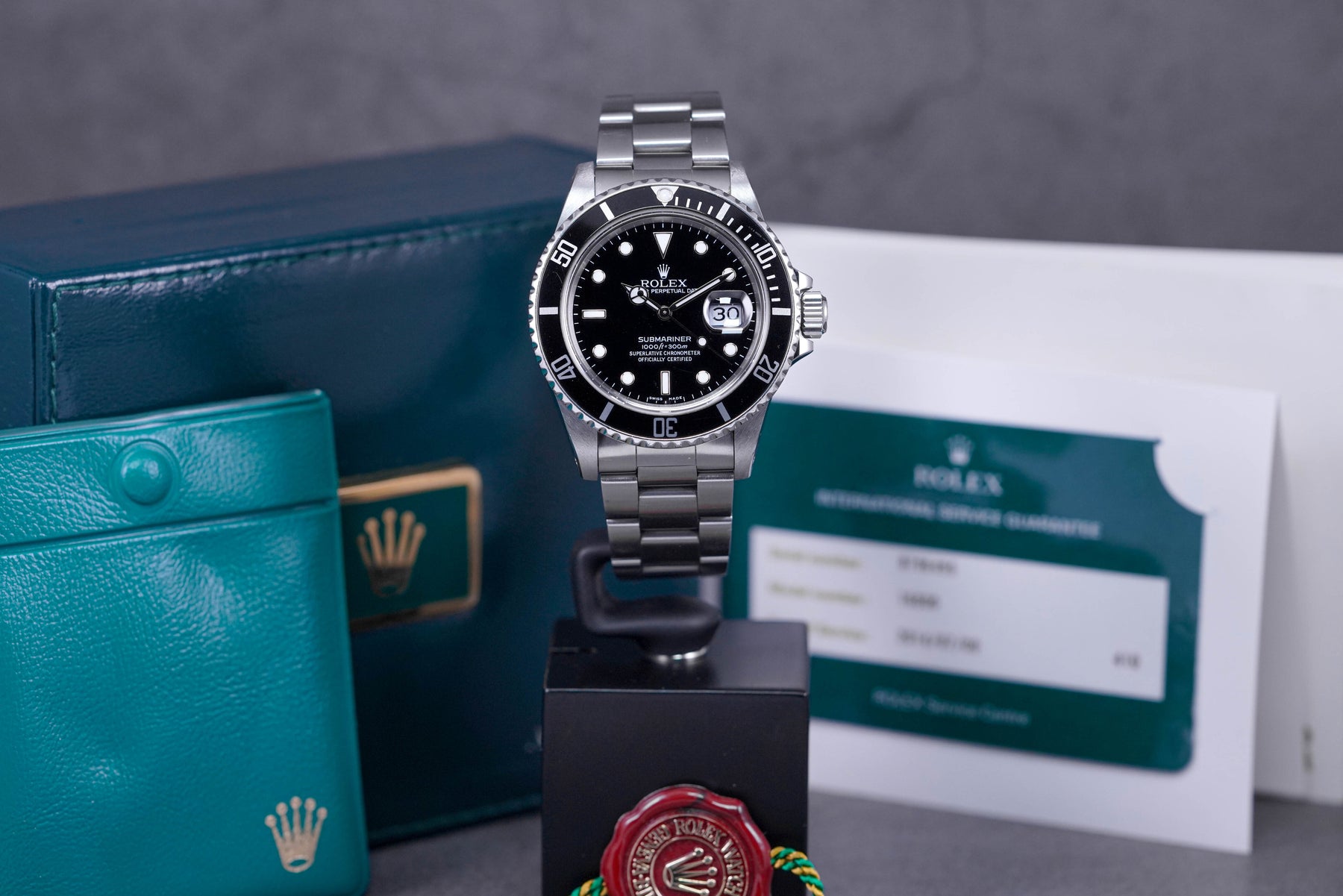 SUBMARINER DATE 40MM '16800'