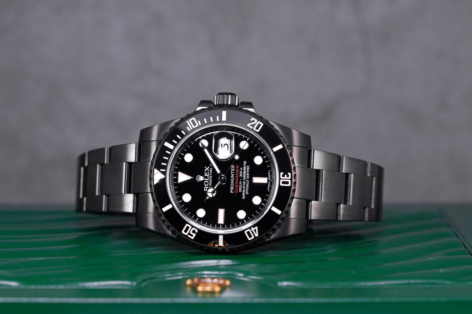 SUBMARINER DATE 'STEALTH' PRO HUNTER DLC CUSTOM 'G SERIES' (CIRCA 2010)