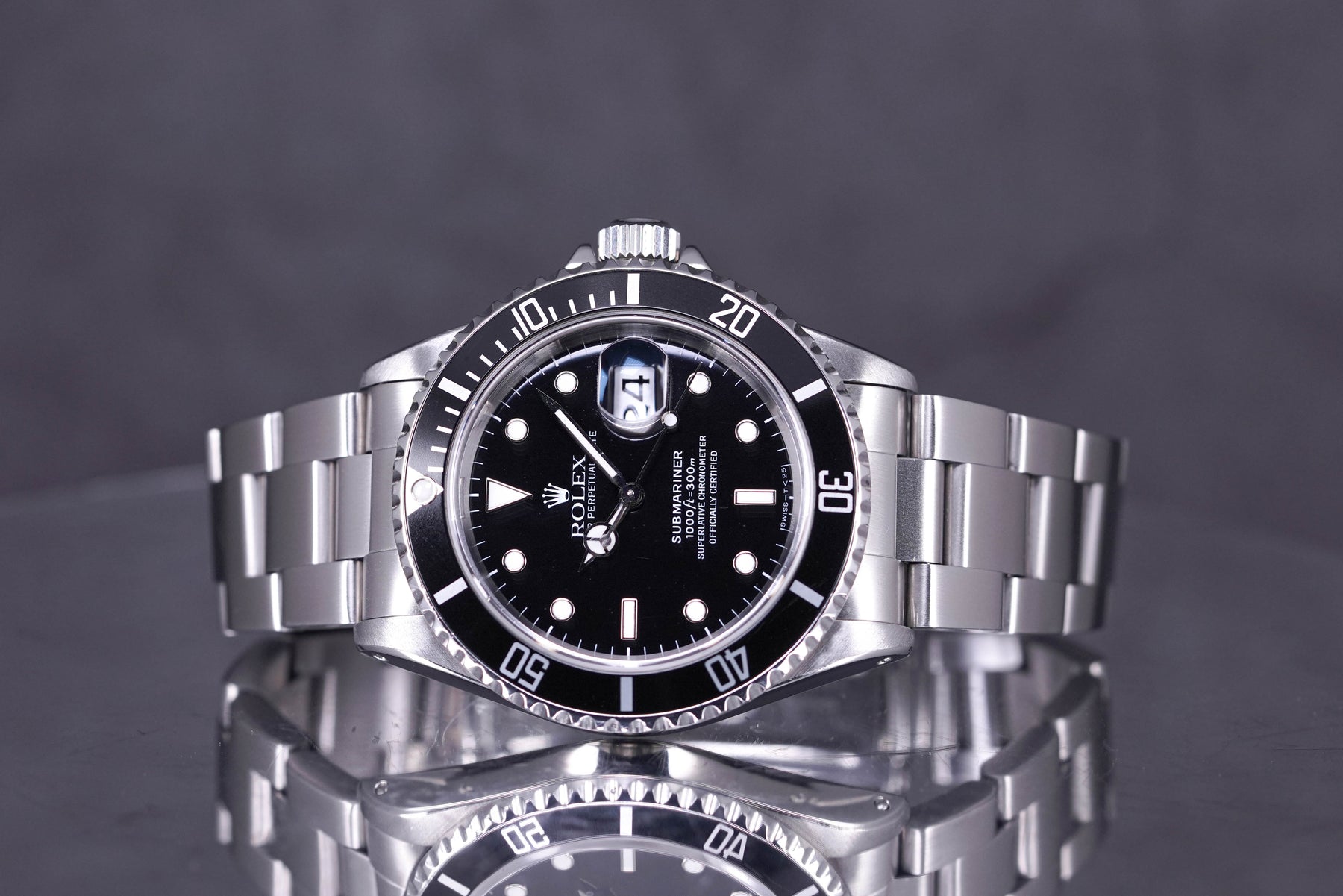 Submariner Date W Series Indonesia