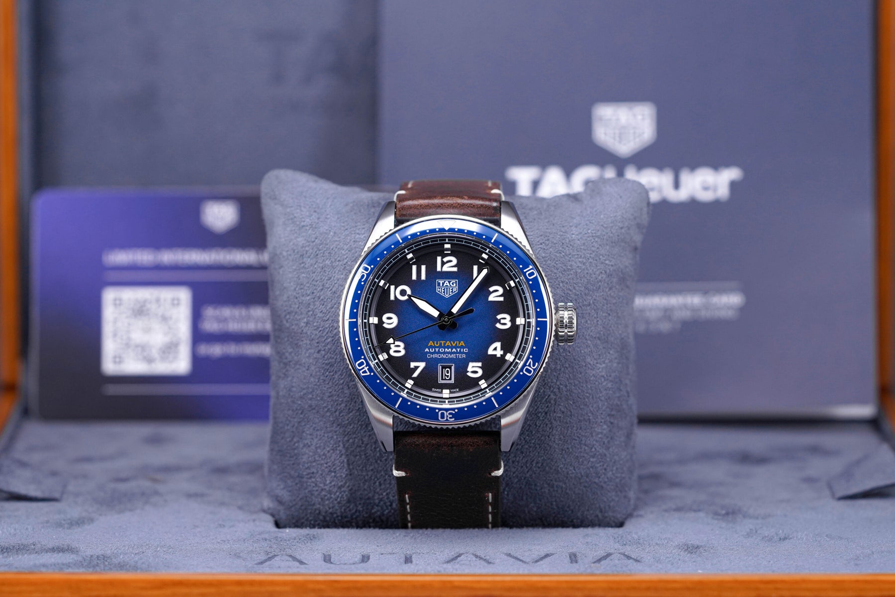 AUTOVIA CALIBRE 5 42MM BLUE DIAL (2023)