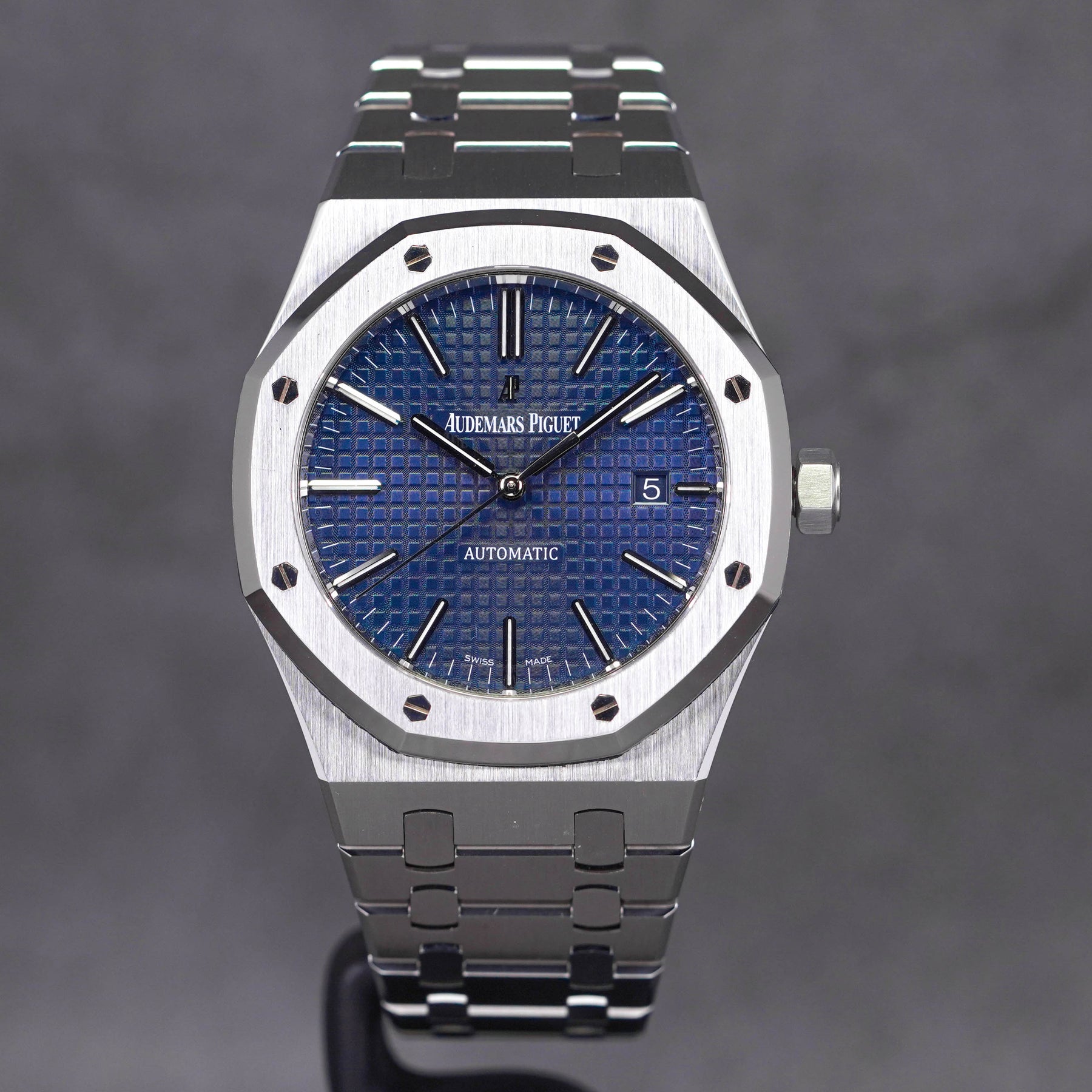 AUDEMARS PIGUET ROYAL OAK 41MM 15400 BLUE DIAL (2012) OMNILUXE