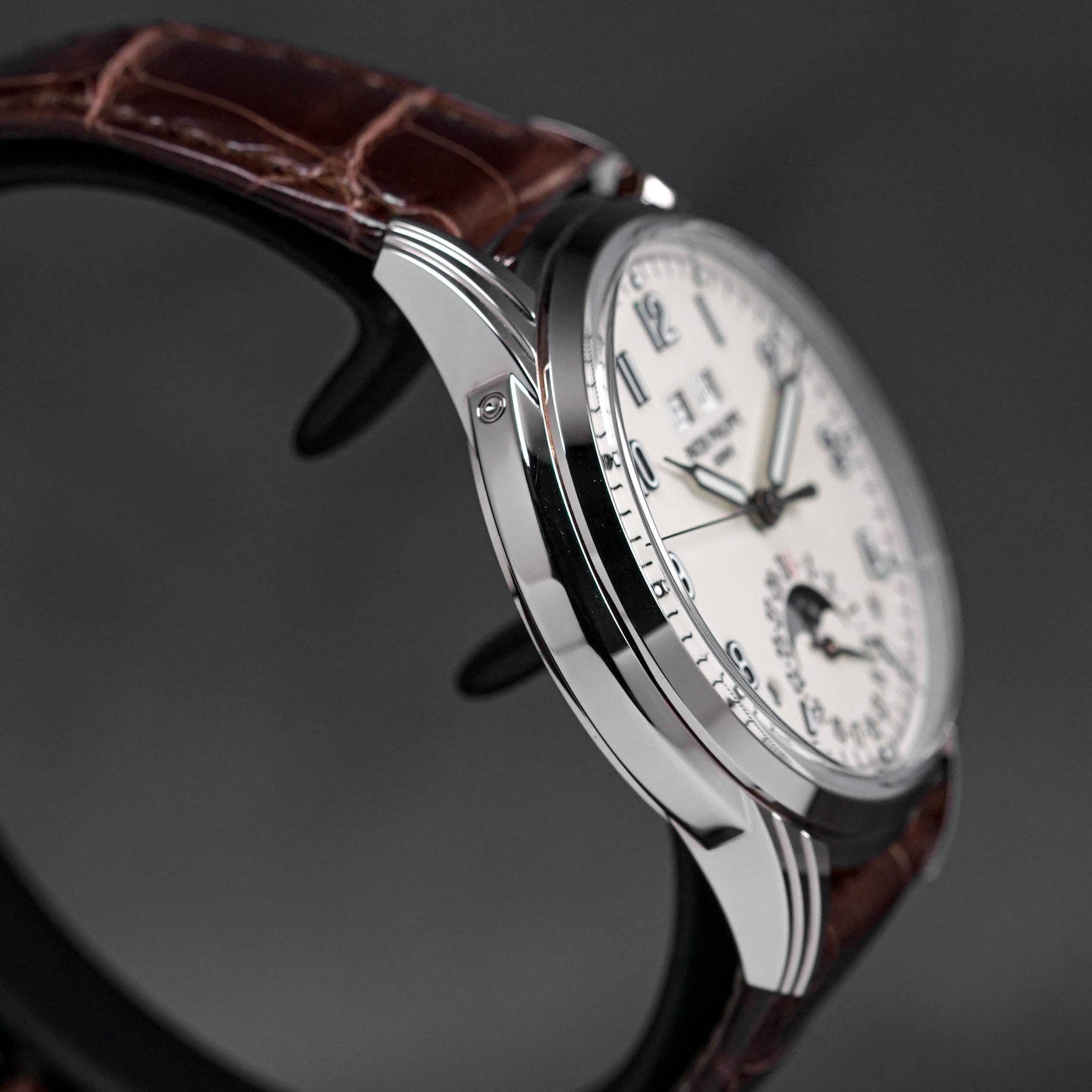 PATEK PHILIPPE GRAND COMPLICATIONS 5320G WHITEGOLD PERPETUAL CALENDAR (2021) OMNILUXE