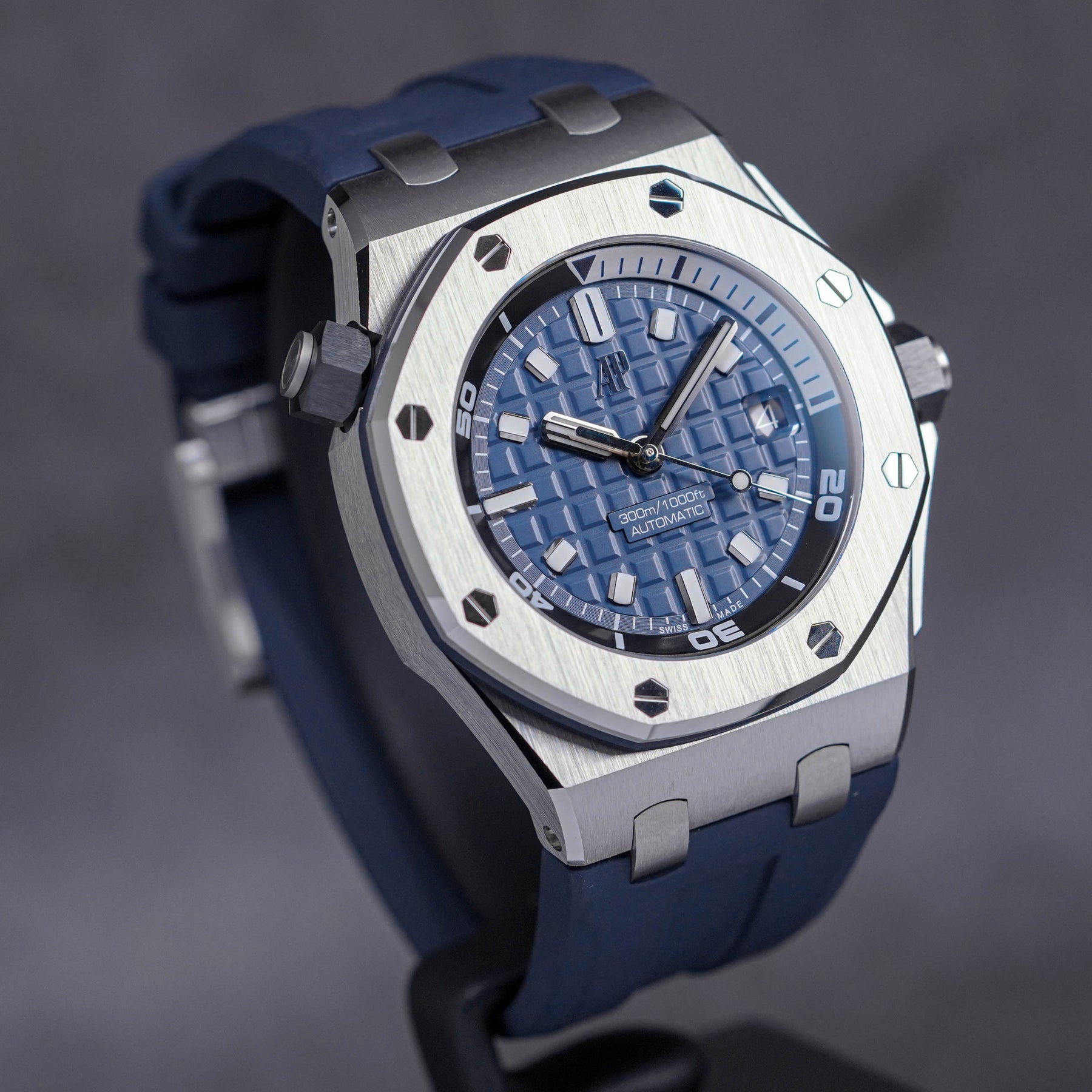 ROYAL OAK OFFSHORE 42MM DIVER BLUE DIAL (2022)