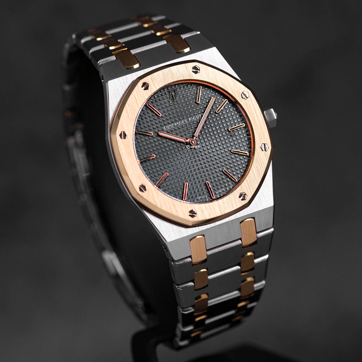 ROYAL OAK 33MM 56303SA TWOTONE YELLOWGOLD GREY DIAL (WATCH ONLY)