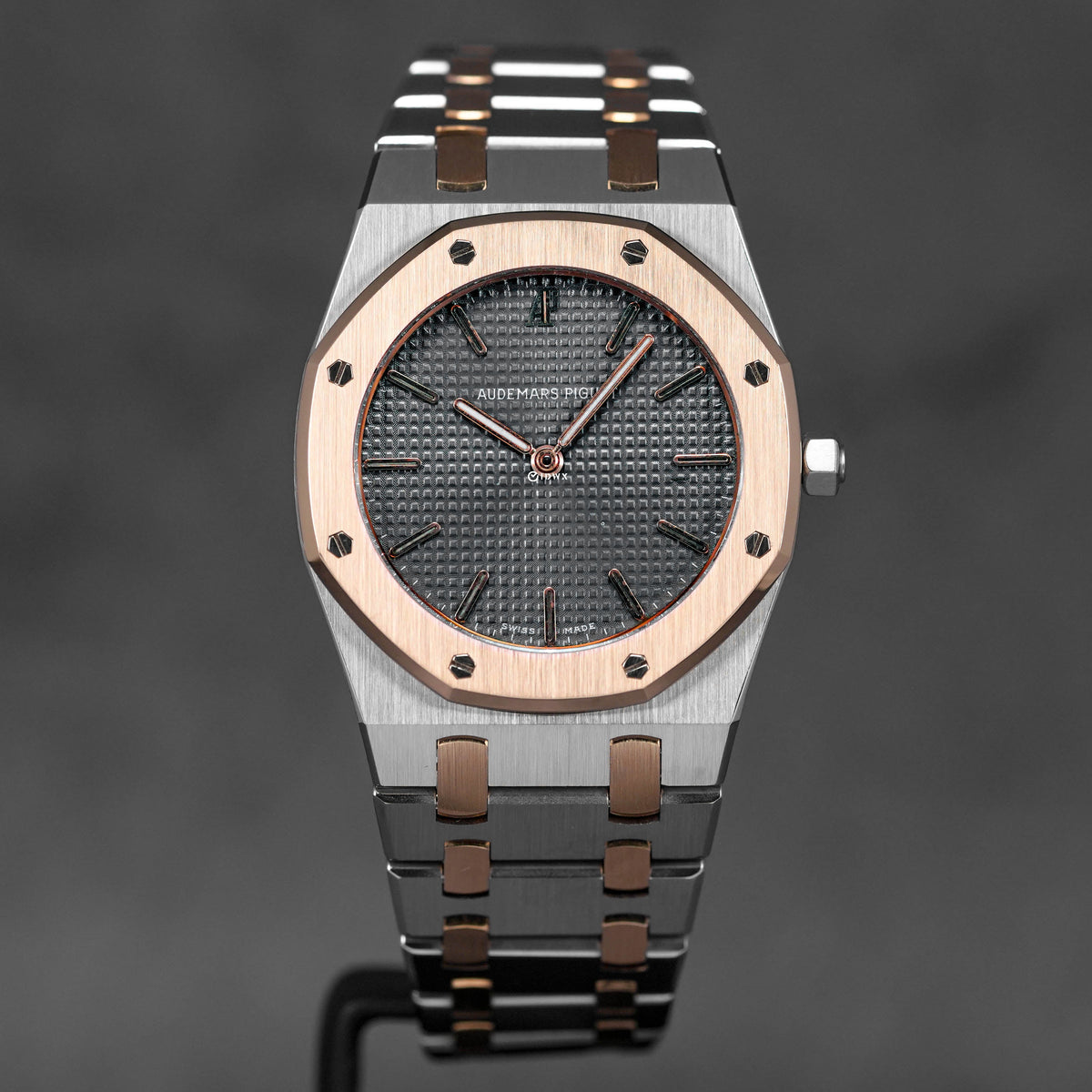 ROYAL OAK 33MM 56303SA TWOTONE YELLOWGOLD GREY DIAL (WATCH ONLY)