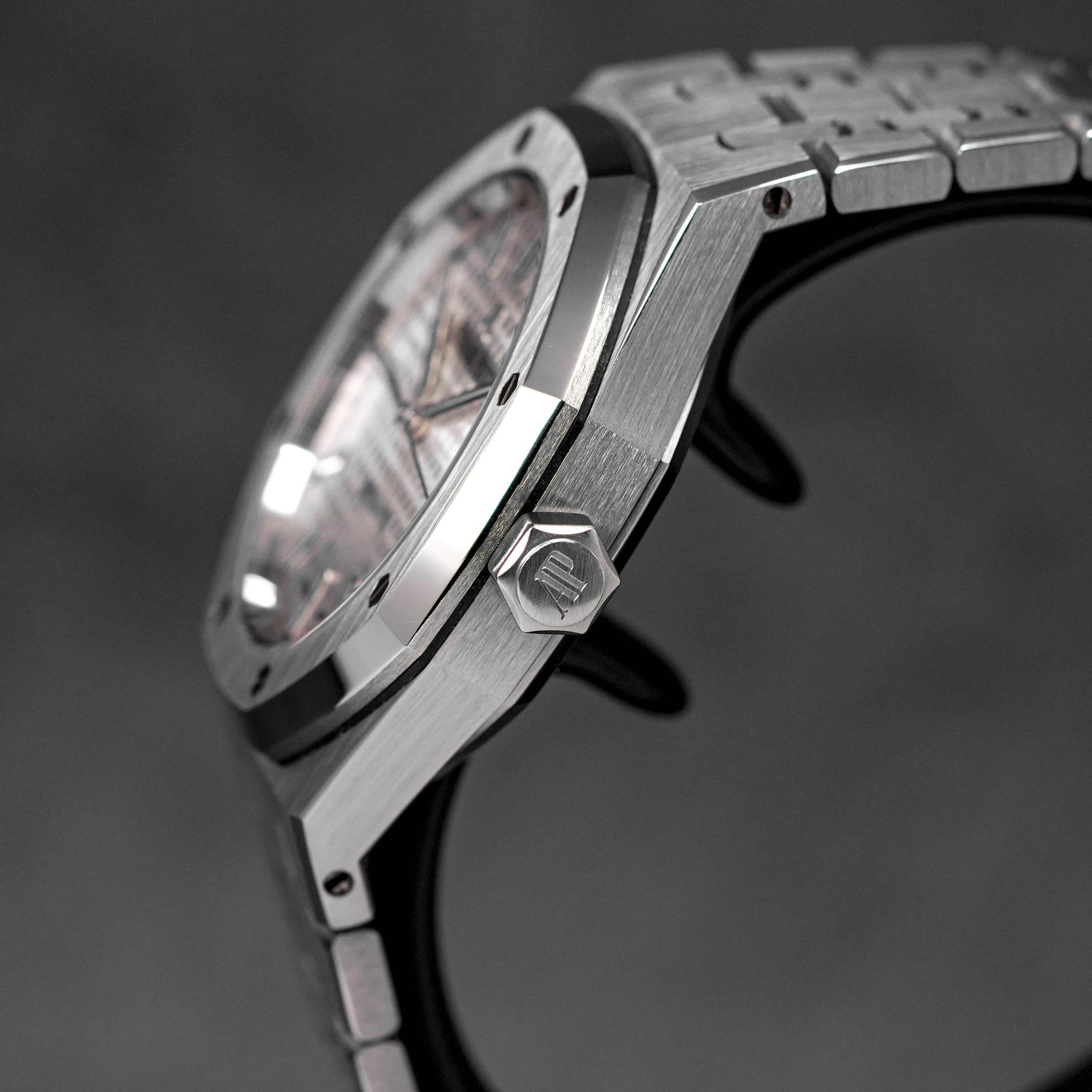 AUDEMARS PIGUET ROYAL OAK 37MM 15450 WHITE DIAL (2014) OMNILUXE