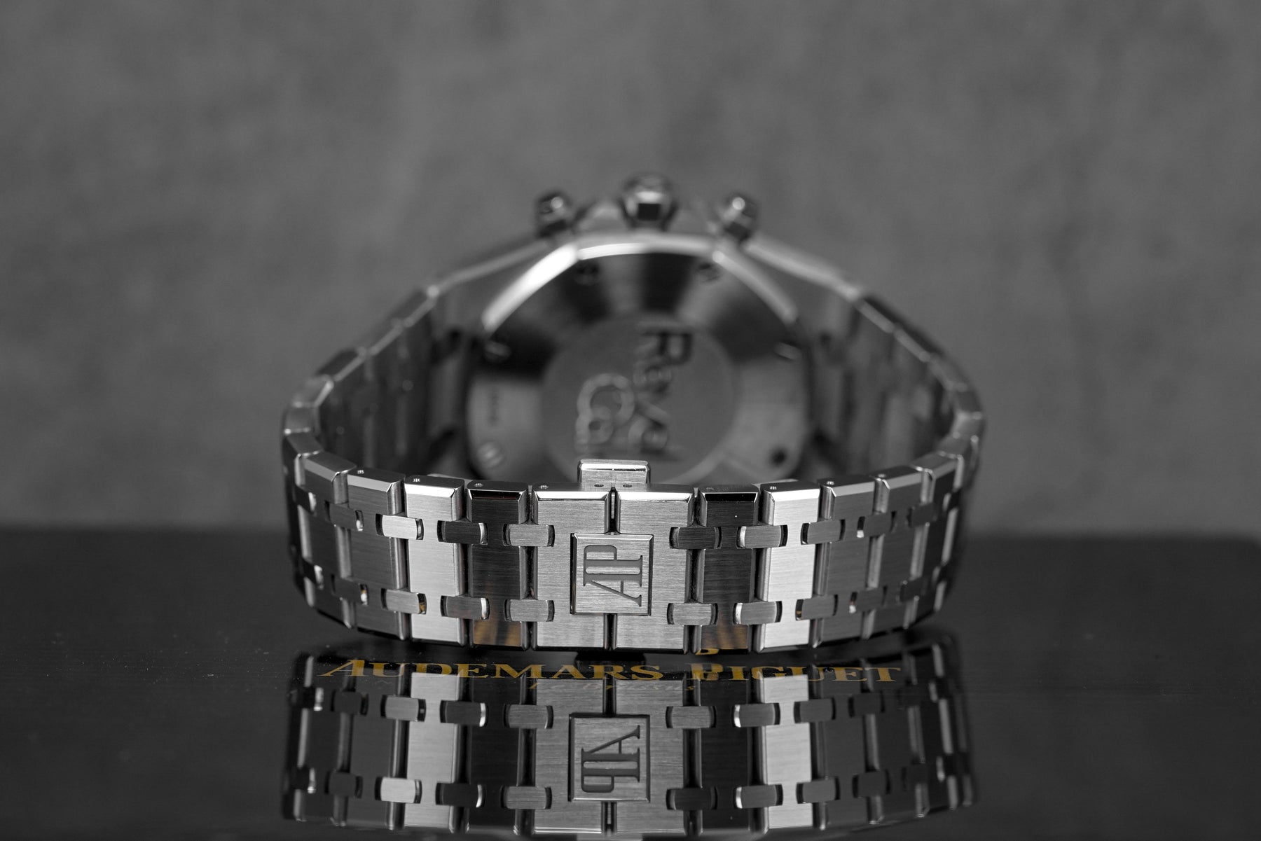 ROYAL OAK CHRONOGRAPH 41MM PANDA DIAL (2018)