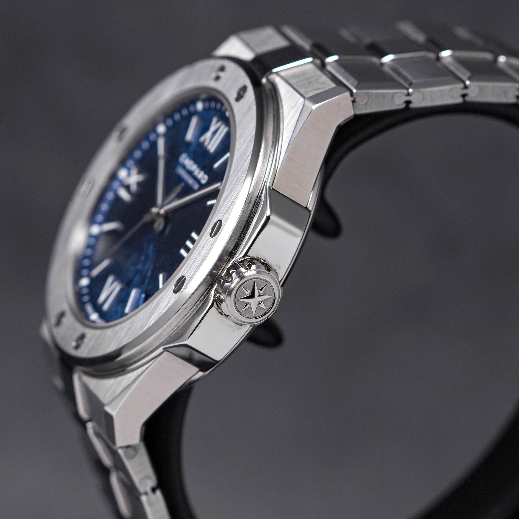 ALPINE EAGLE LARGE BLUE DIAL (2020)