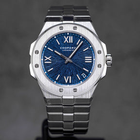 ALPINE EAGLE LARGE BLUE DIAL (2022)