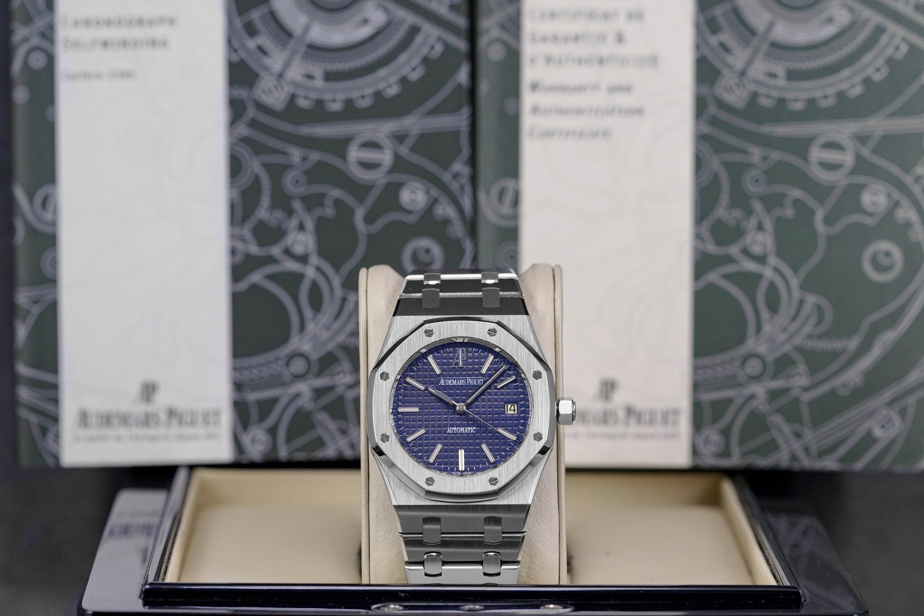 Harga Audemars Piguet Royal Oak 15300 Blue