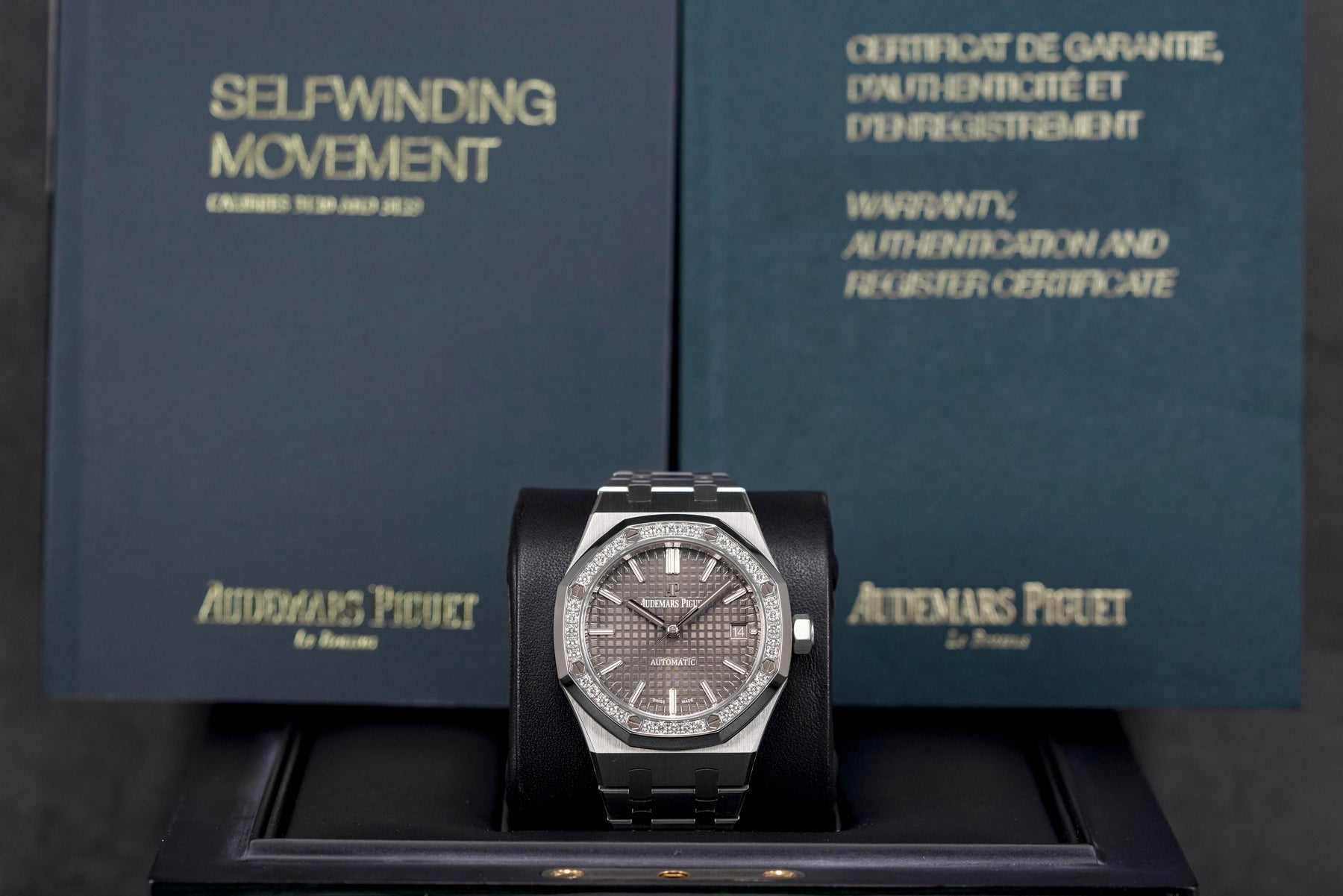 Harga Audemars Piguet Royal Oak 15451 Grey