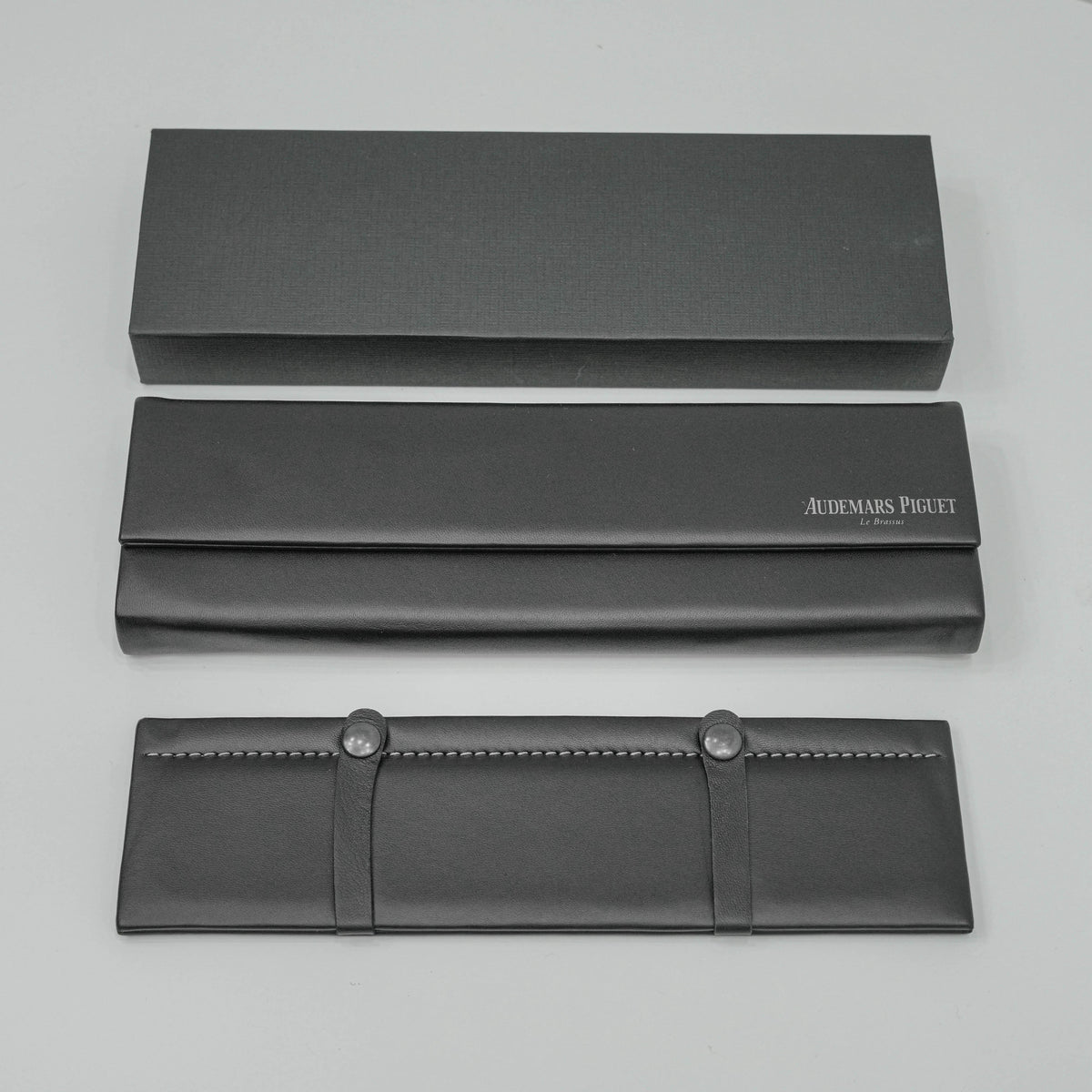 LONG WATCH POUCH BLACK LEATHER