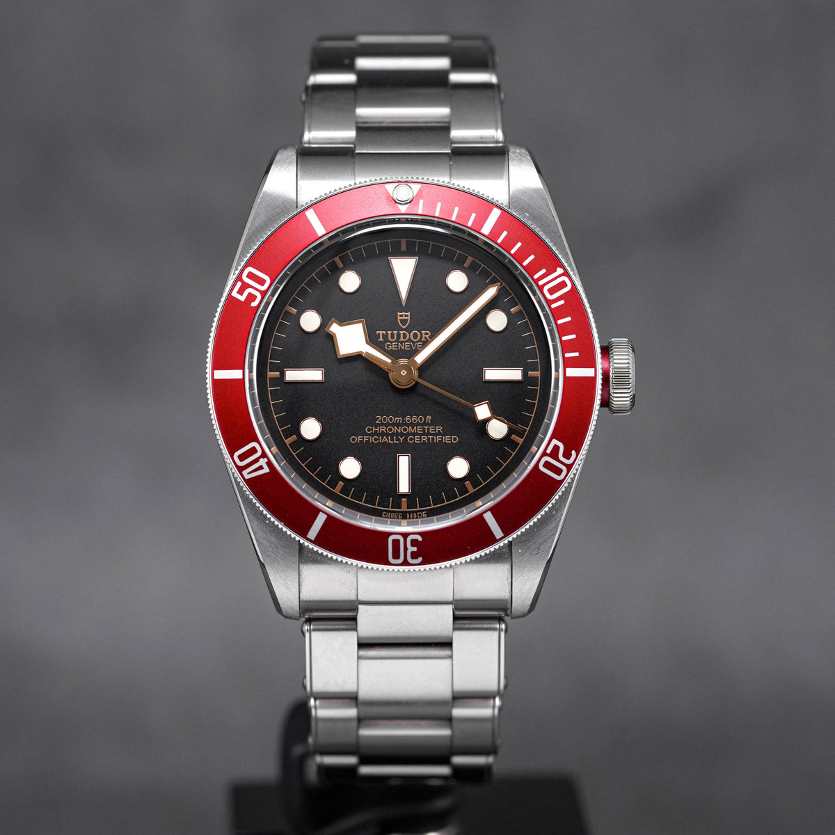 HERITAGE BLACK BAY 41 RED (2019)