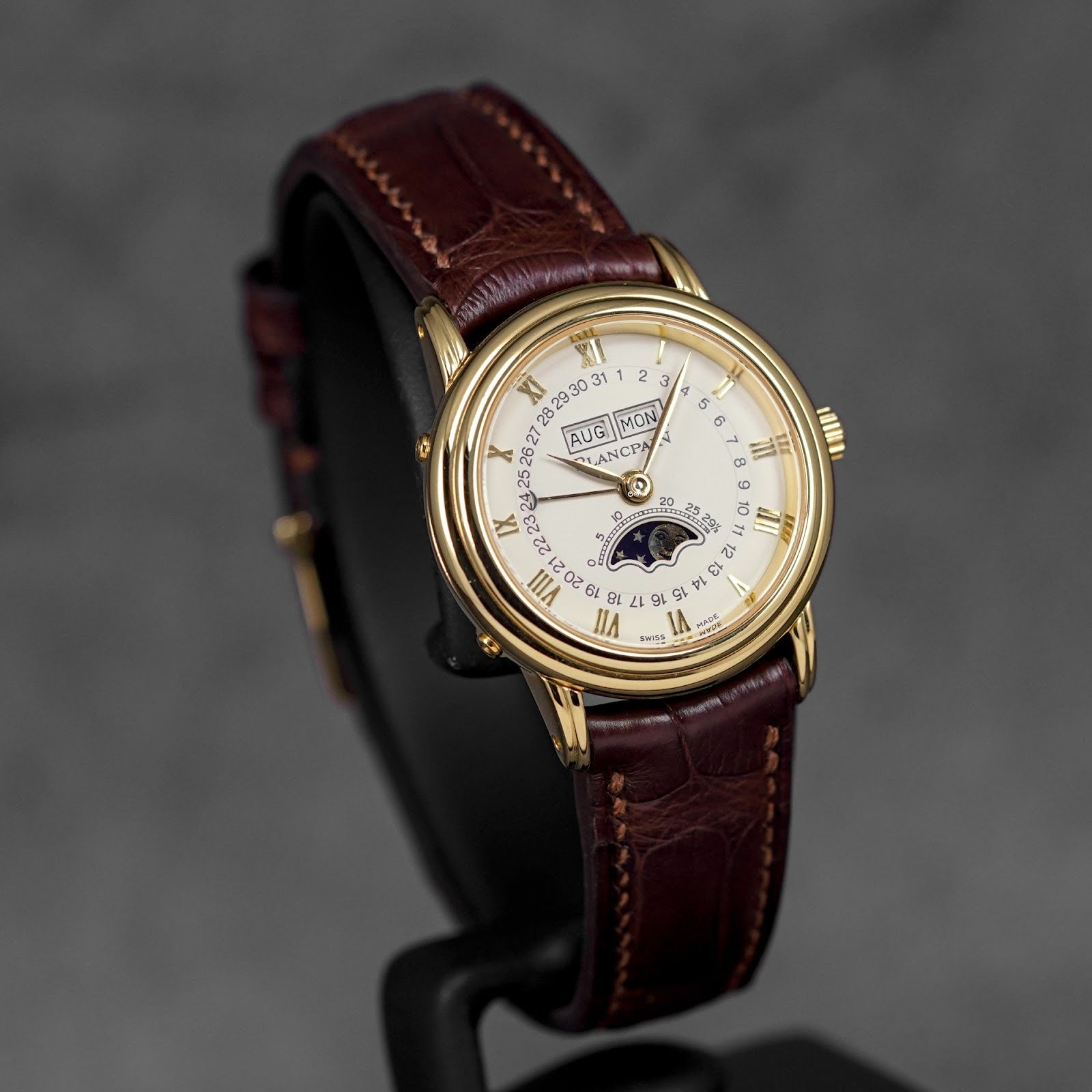 VILLERET CALENDAR MOONPHASE YELLOWGOLD WHITE DIAL (WATCH ONLY)