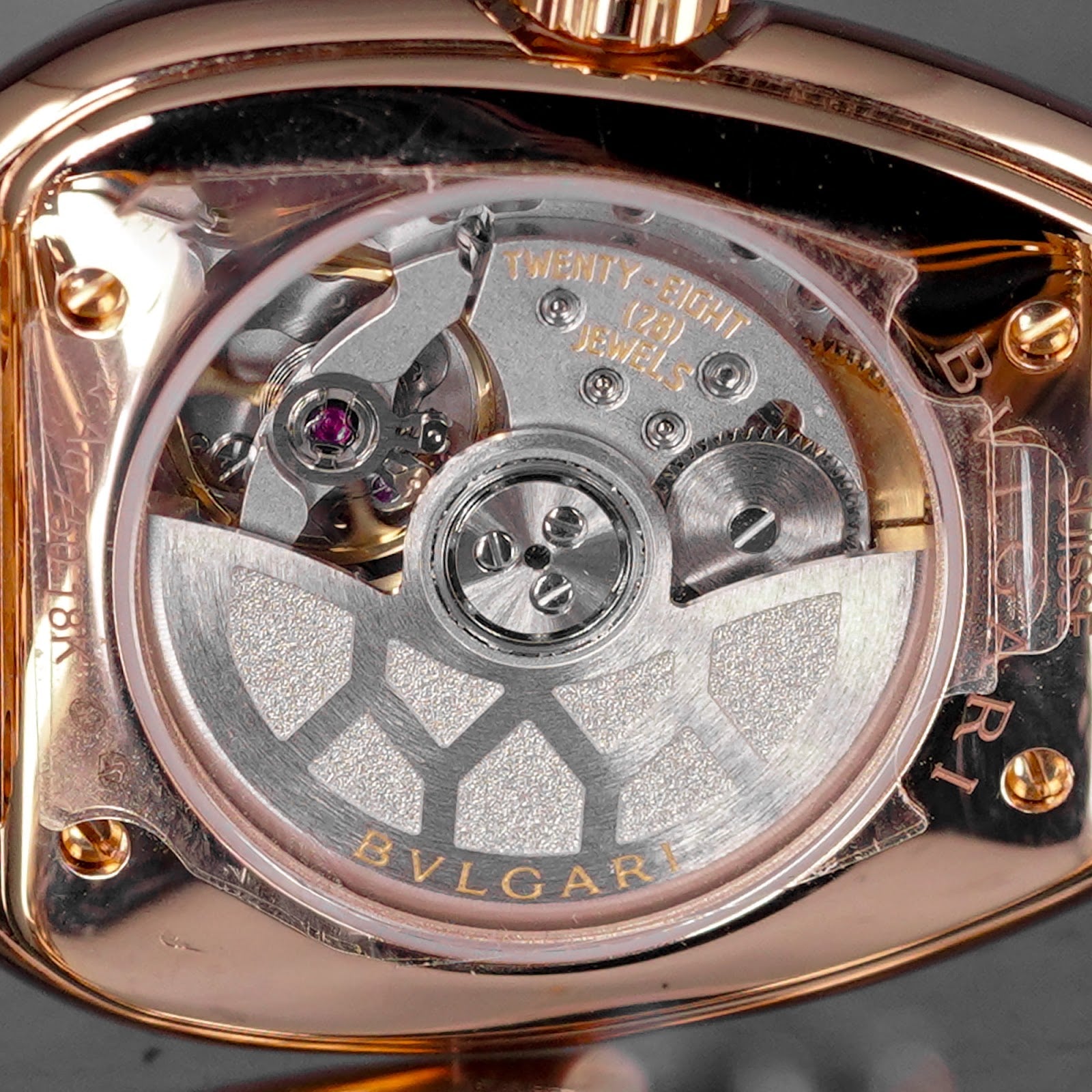 SERPENTI SEDUTTORI ROSEGOLD GREEN MALACHITE DIAL DIAMOND BEZEL (2026)