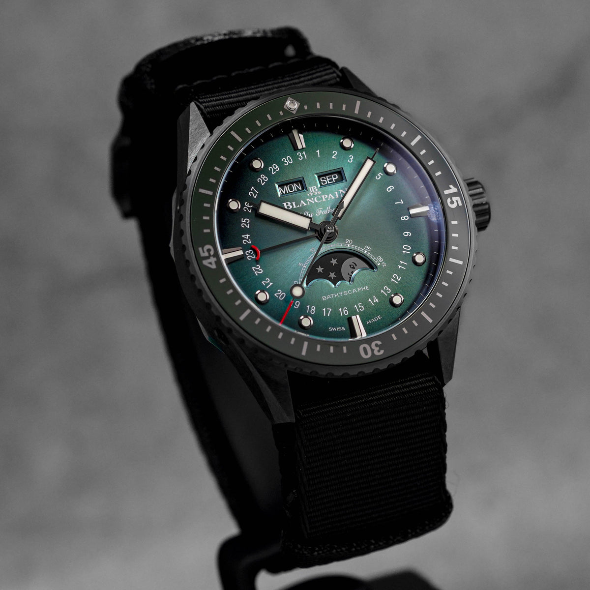 Harga Blancpain Fifty Fathoms Bathyscahe Terbaru