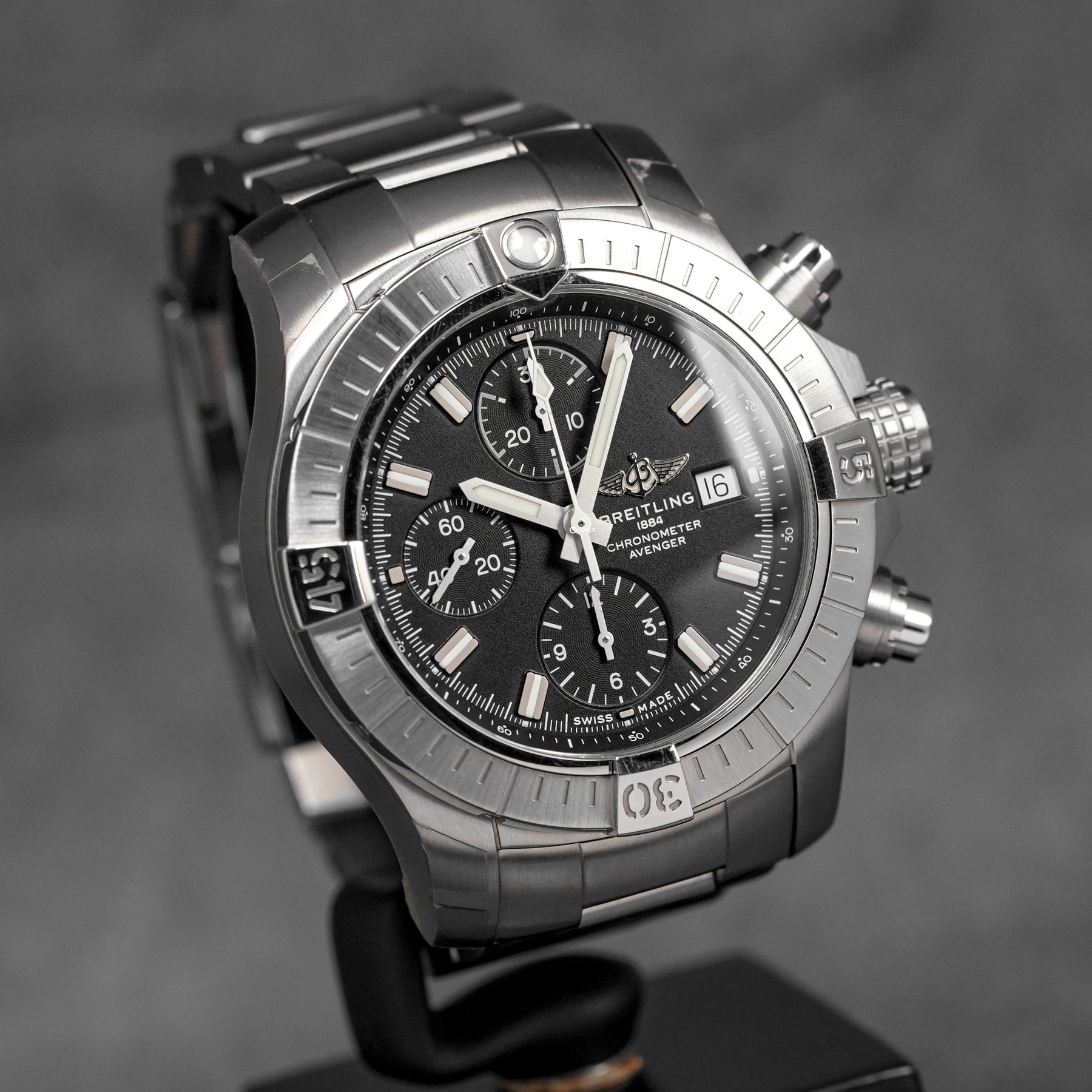 Harga Breitling Avenger Chrono 43 Steel Black