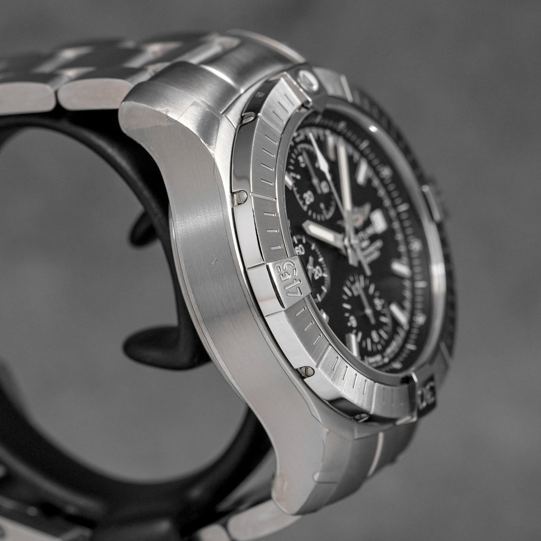 Harga Breitling Avenger Chrono 43 Steel Black