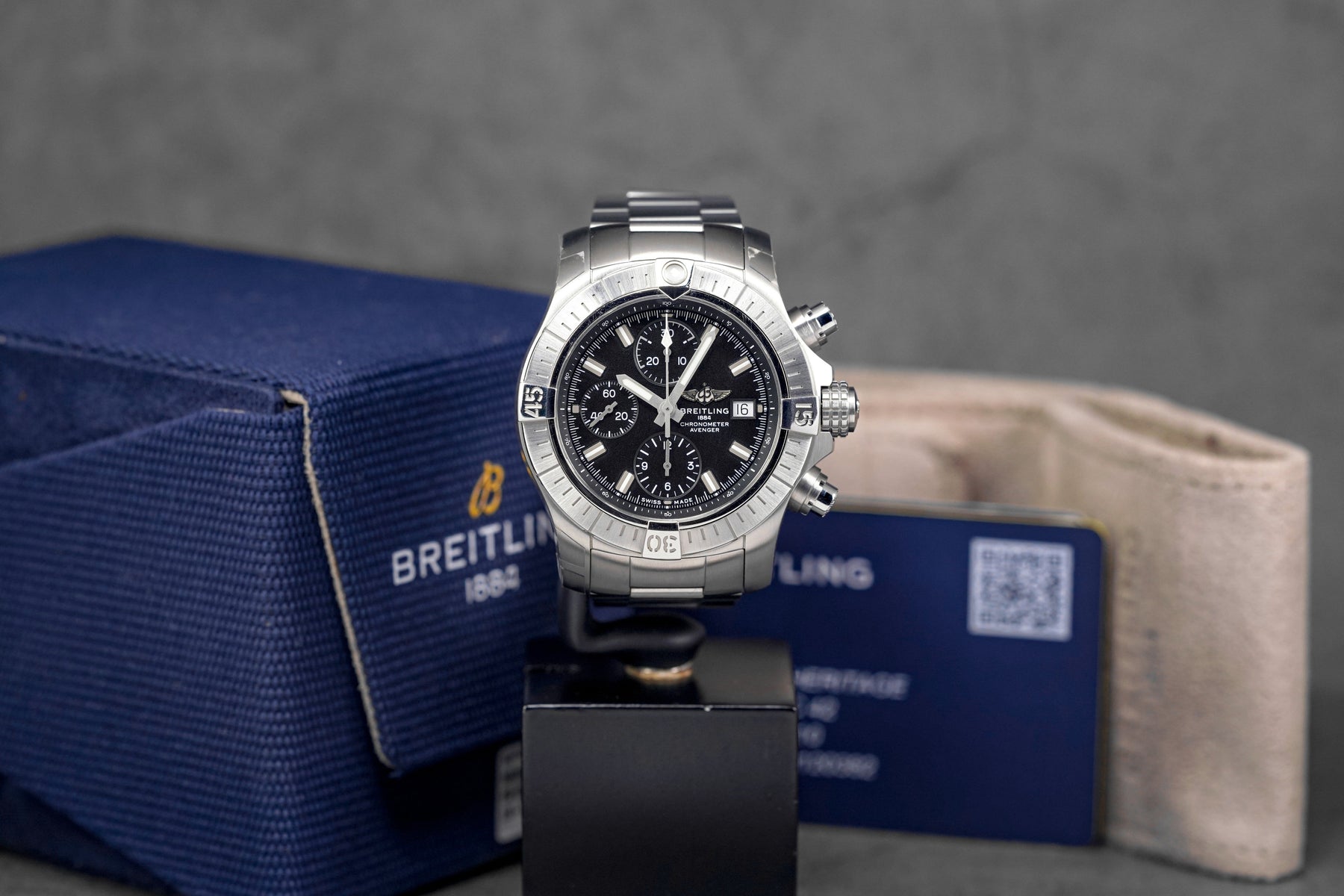 Harga Breitling Avenger Chrono 43 Steel Black