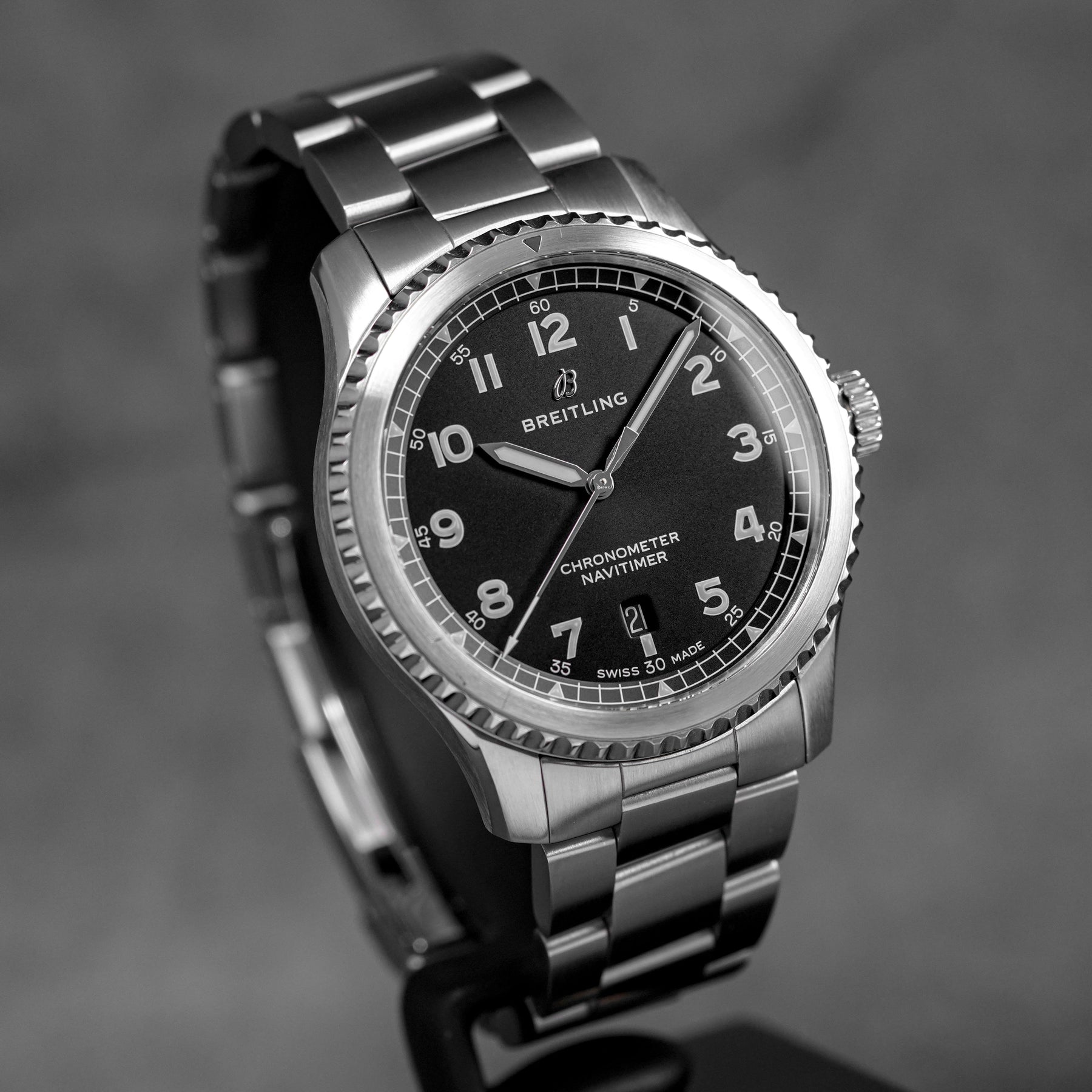 Harga Breitling Navitimer 8 Black