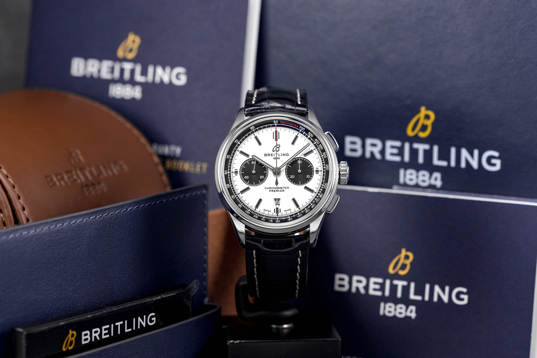 Harga Breitling Premier B01 Panda