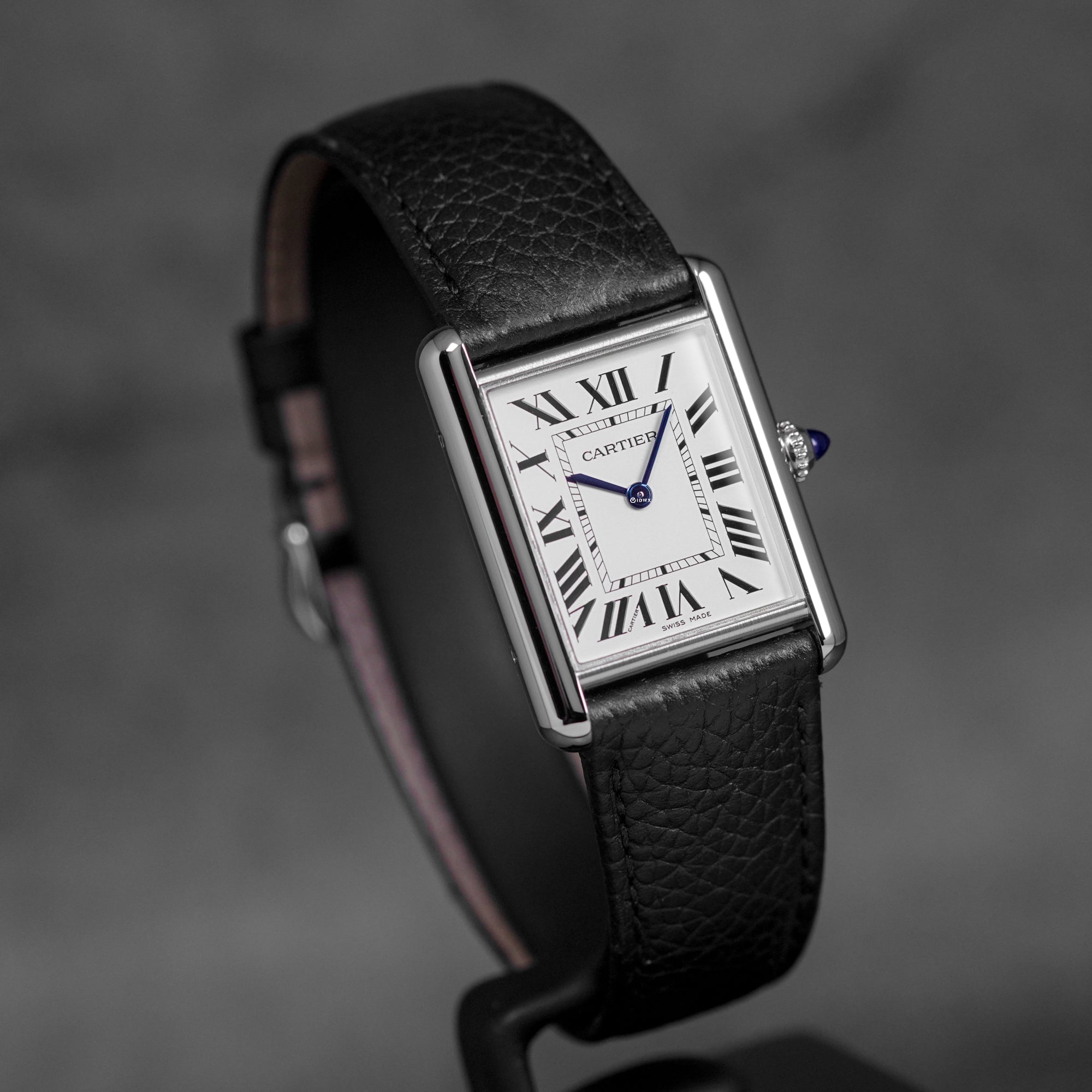 CARTIER TANK MUST