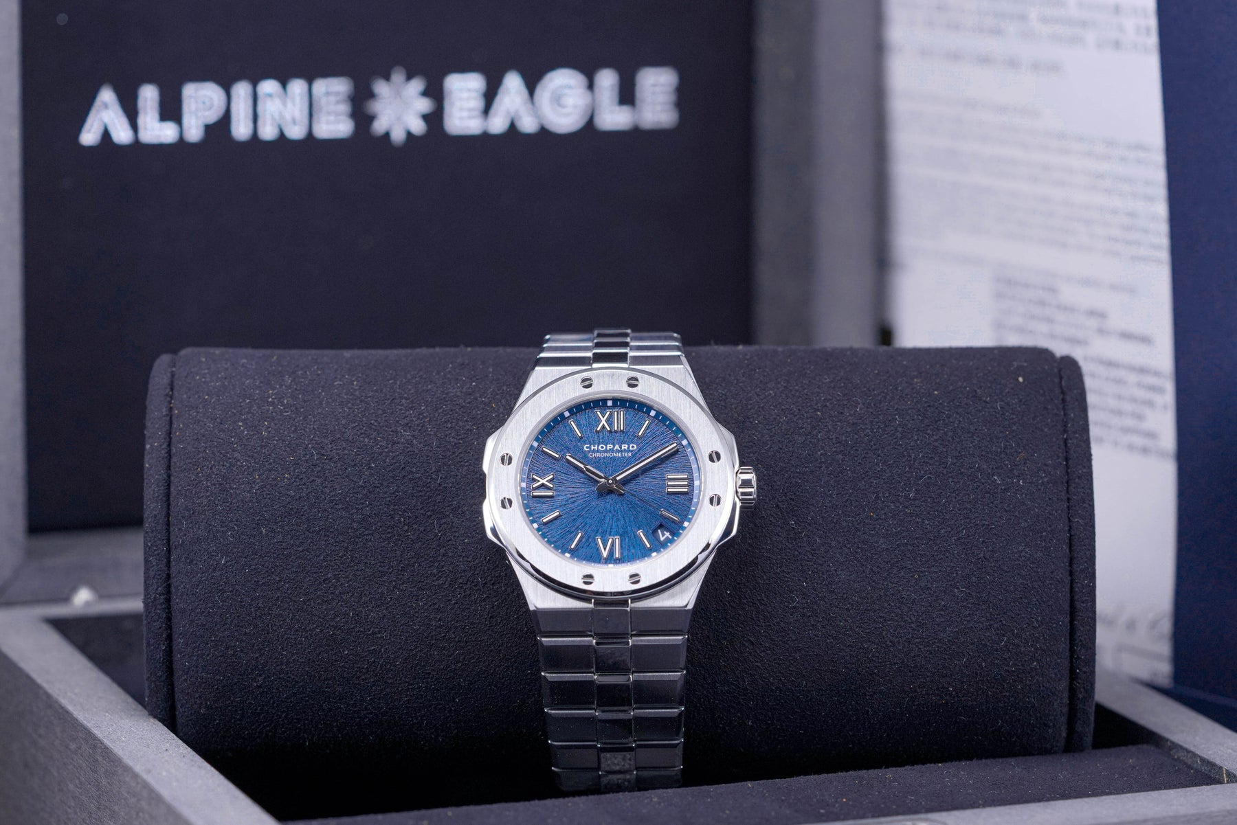 ALPINE EAGLE LARGE BLUE DIAL (2021)