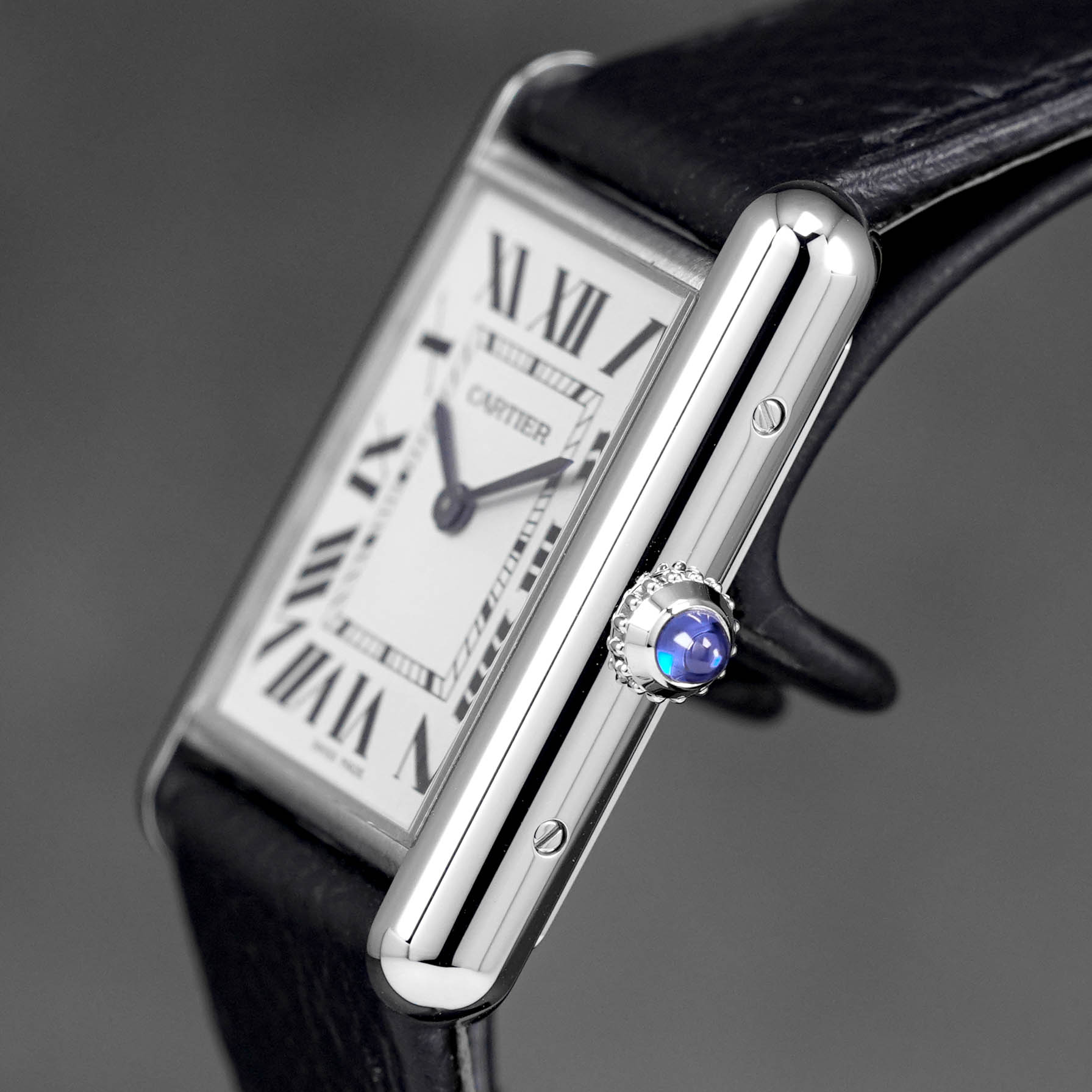 TANK MUST L SILVER DIAL (2024)