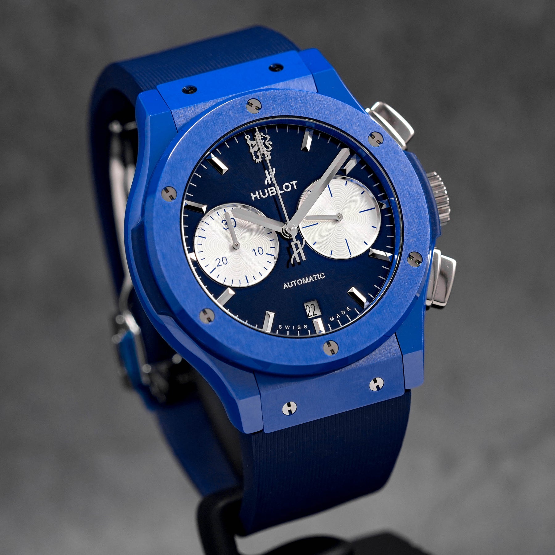 HUBLOT CLASSIC FUSION CHRONOGRAPH 45MM CERAMIC BLUE CHELSEA LIMITED EDITION 2021 OMNILUXE