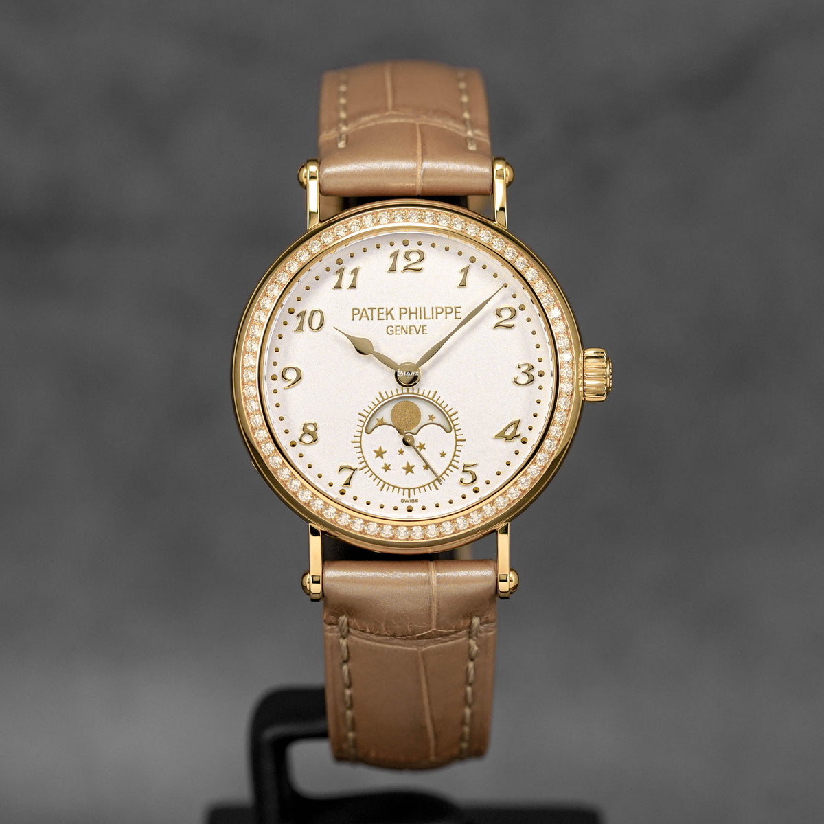 Complications 7121J Moonphase