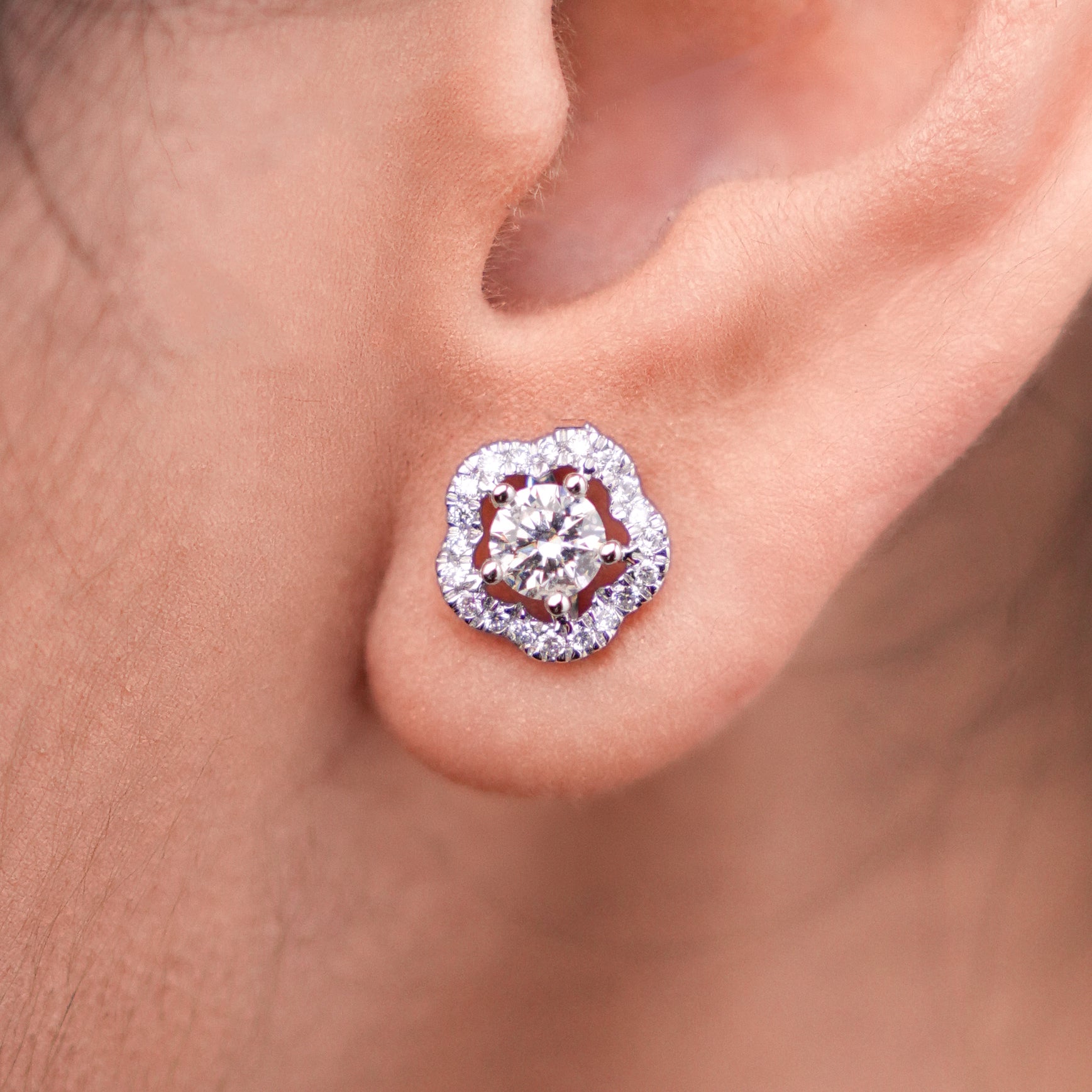 Round Floral Earring