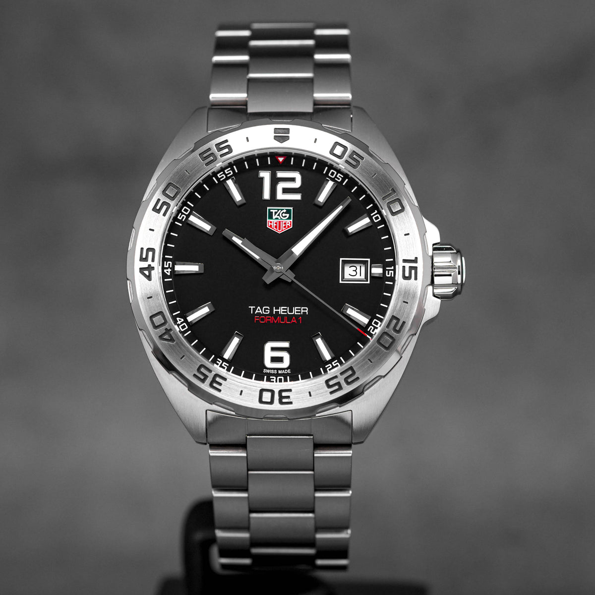 Formula 1 Date Steel Black