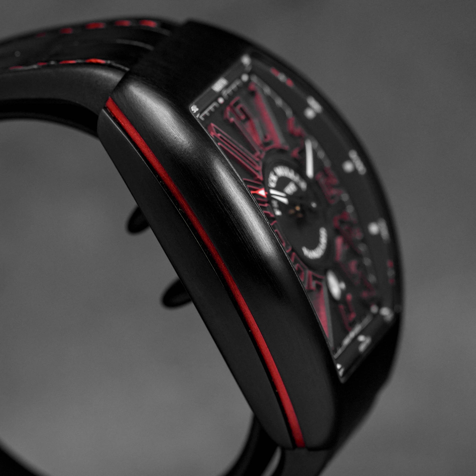 VANGUARD V45 TITANIUM PVD BLACK RED (2016)