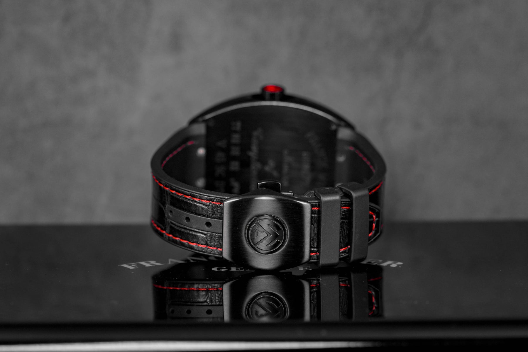 VANGUARD V45 TITANIUM PVD BLACK RED (2016)