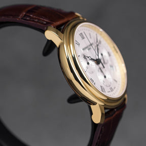 CLASSICS QUARTZ CHRONOGRAPH YELLOWGOLD-PLATED STEEL SILVER DIAL (2025)