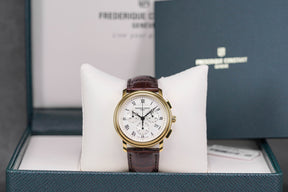 CLASSICS QUARTZ CHRONOGRAPH YELLOWGOLD-PLATED STEEL SILVER DIAL (2025)