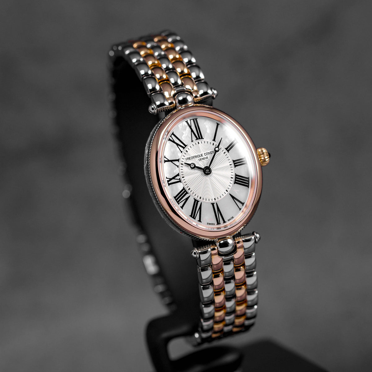 CLASSICS ART DECO OVAL TWOTONE ROSEGOLD-PLATED STEEL MOP DIAL (2025)