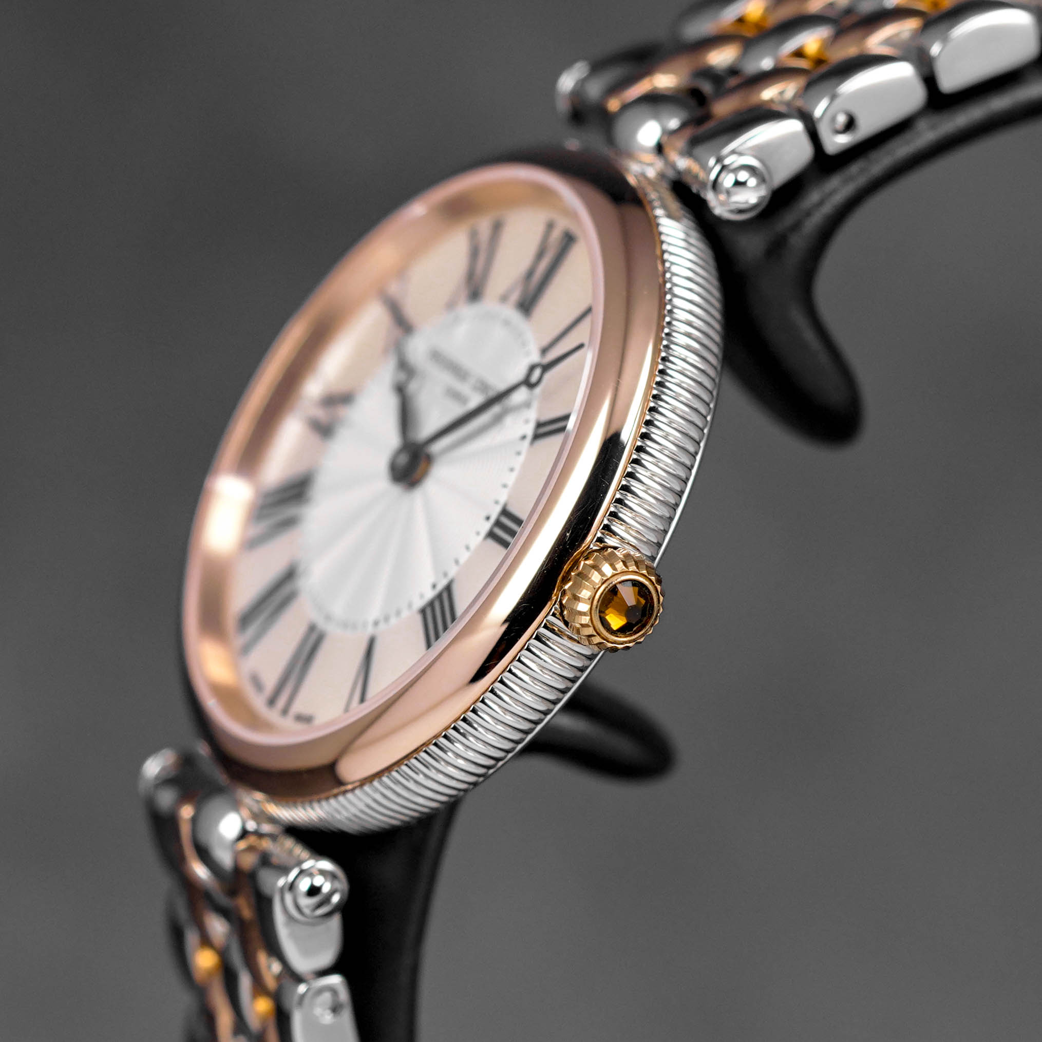 CLASSICS ART DECO ROUND TWOTONE ROSEGOLD-PLATED STEEL MOP DIAL