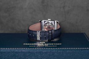 CLASSICS CARREE BLUE DIAL (2025)