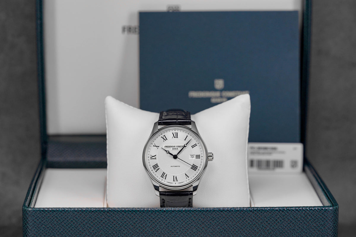 CLASSICS INDEX SILVER ROMAN DIAL