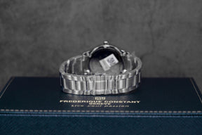 CLASSICS QUARTZ BLUE DIAL (2025)