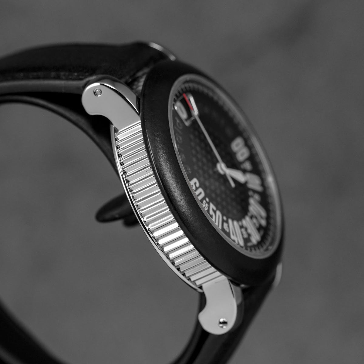 RETRO SPORT JUMPING HOUR BLACK DIAL (WATCH ONLY)