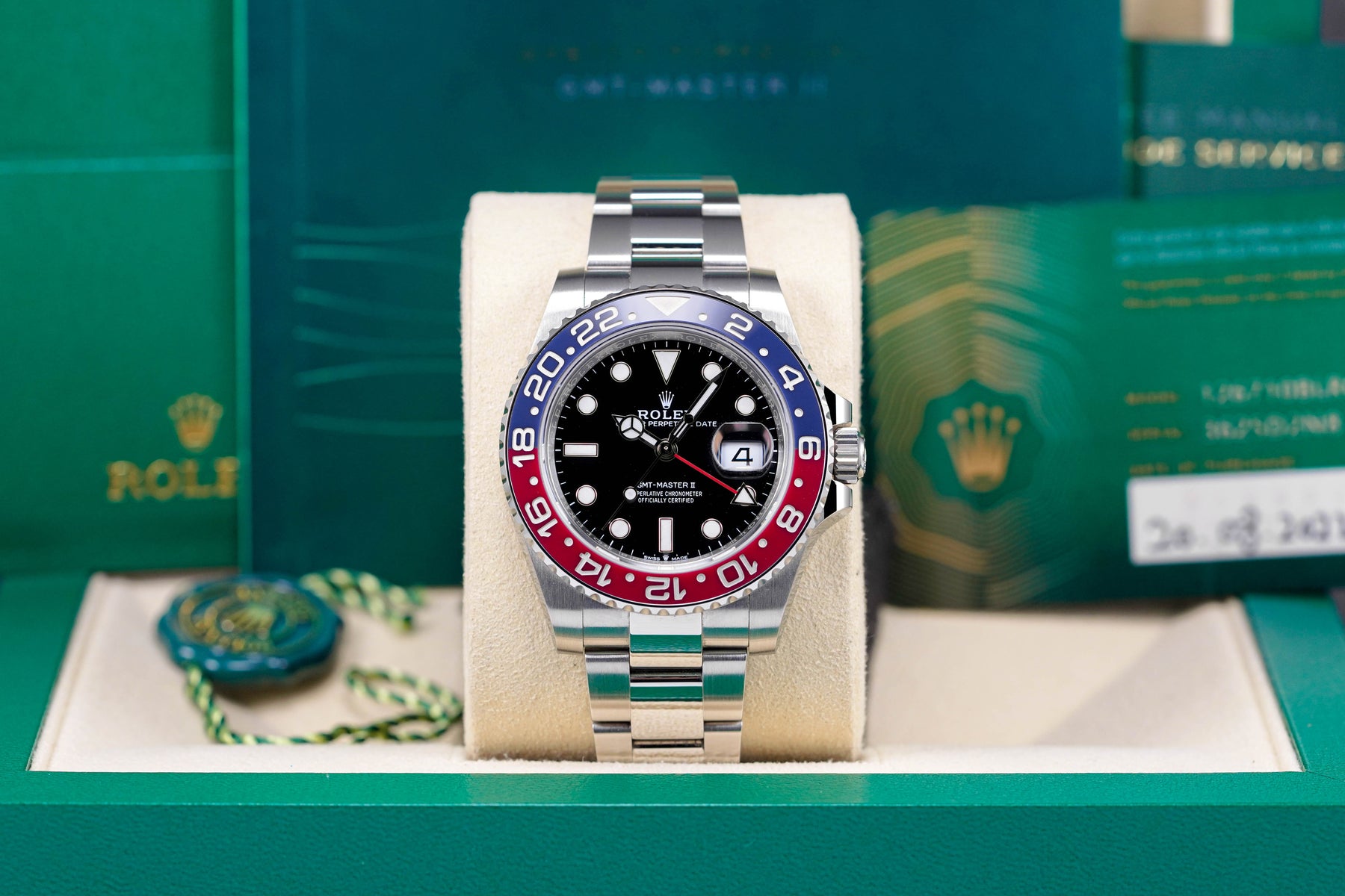 Rolex GMT Master-II Pepsi 126710BLRO