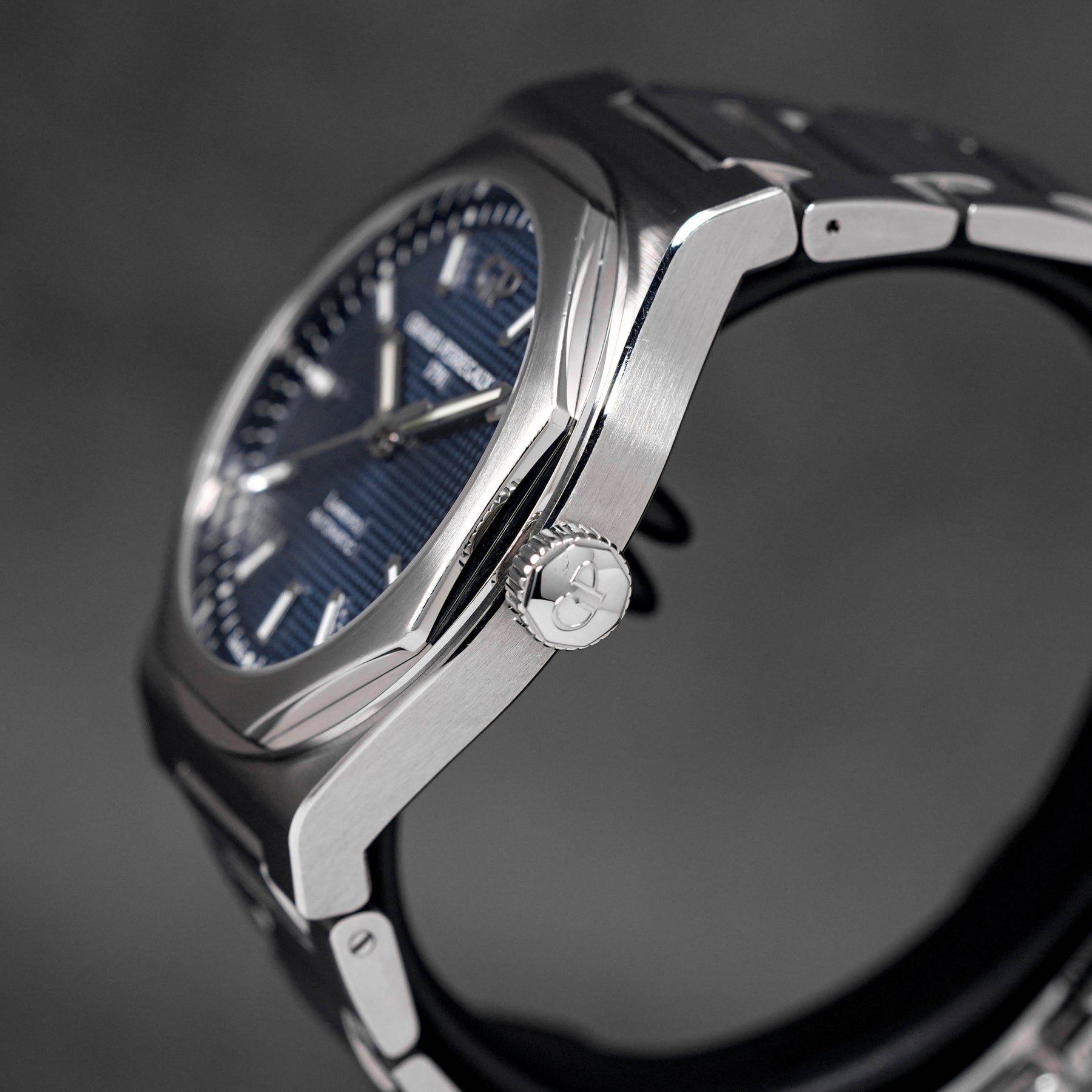 LAUREATO BLUE DIAL (2021)