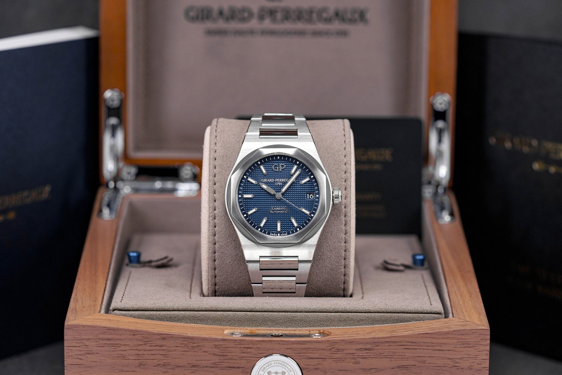 LAUREATO BLUE DIAL (2021)